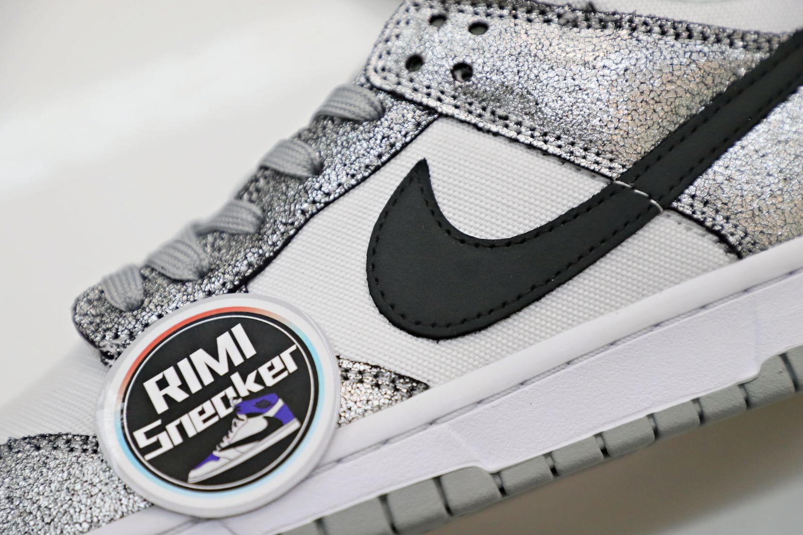 WMNS DUNK LOW 'GOLDEN GALS'