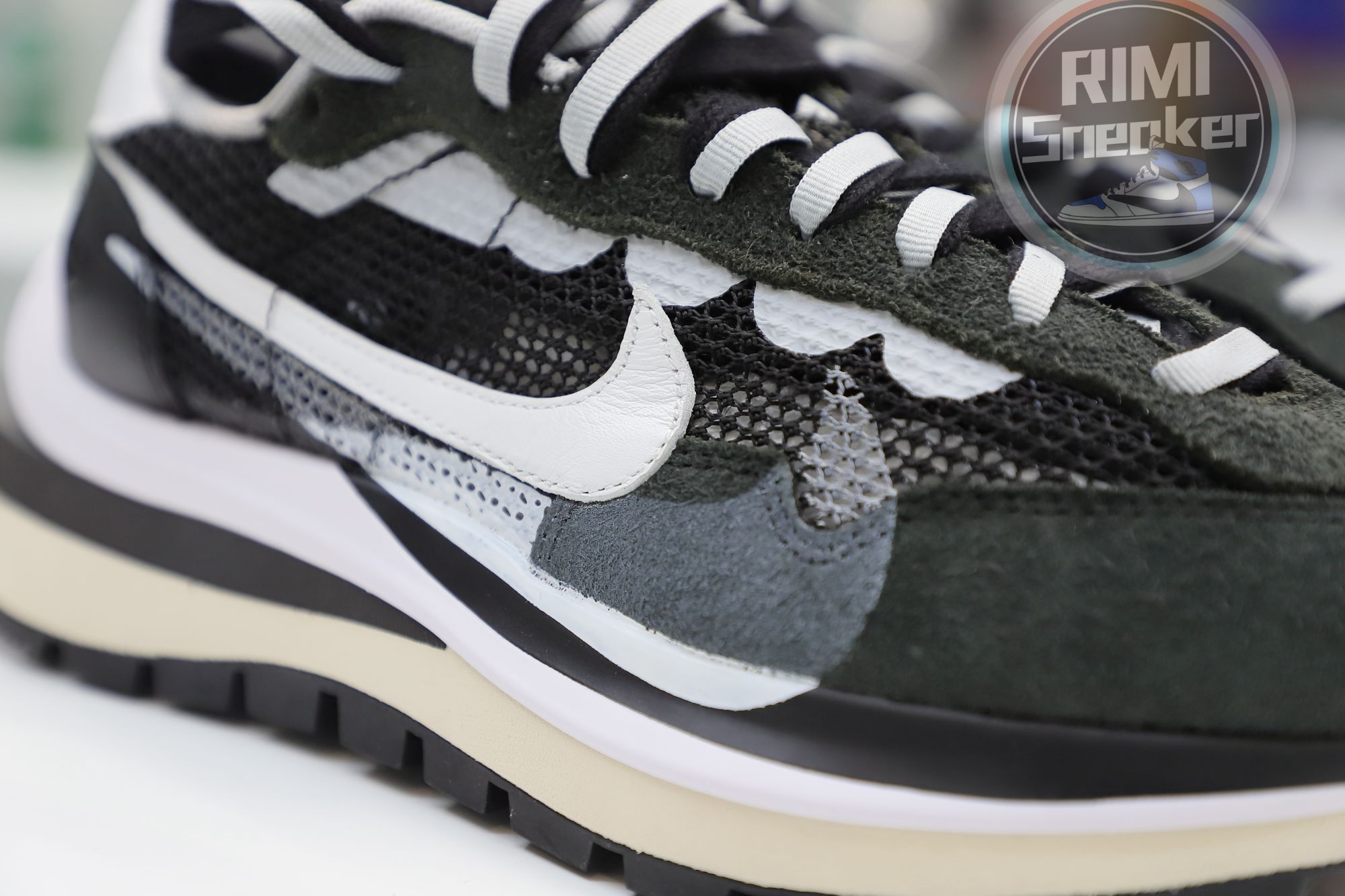 SACAI X VAPORWAFFLE 'BLACK WHITE'