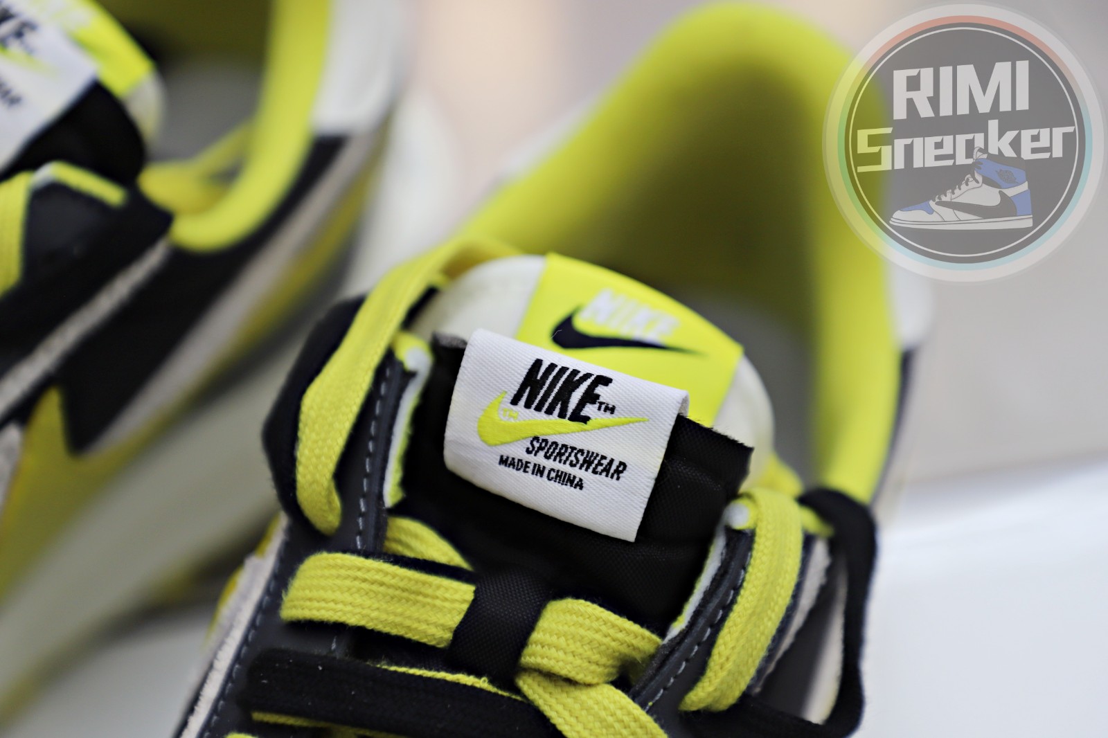 UNDERCOVER X SACAI X NIKE LDWAFFLE