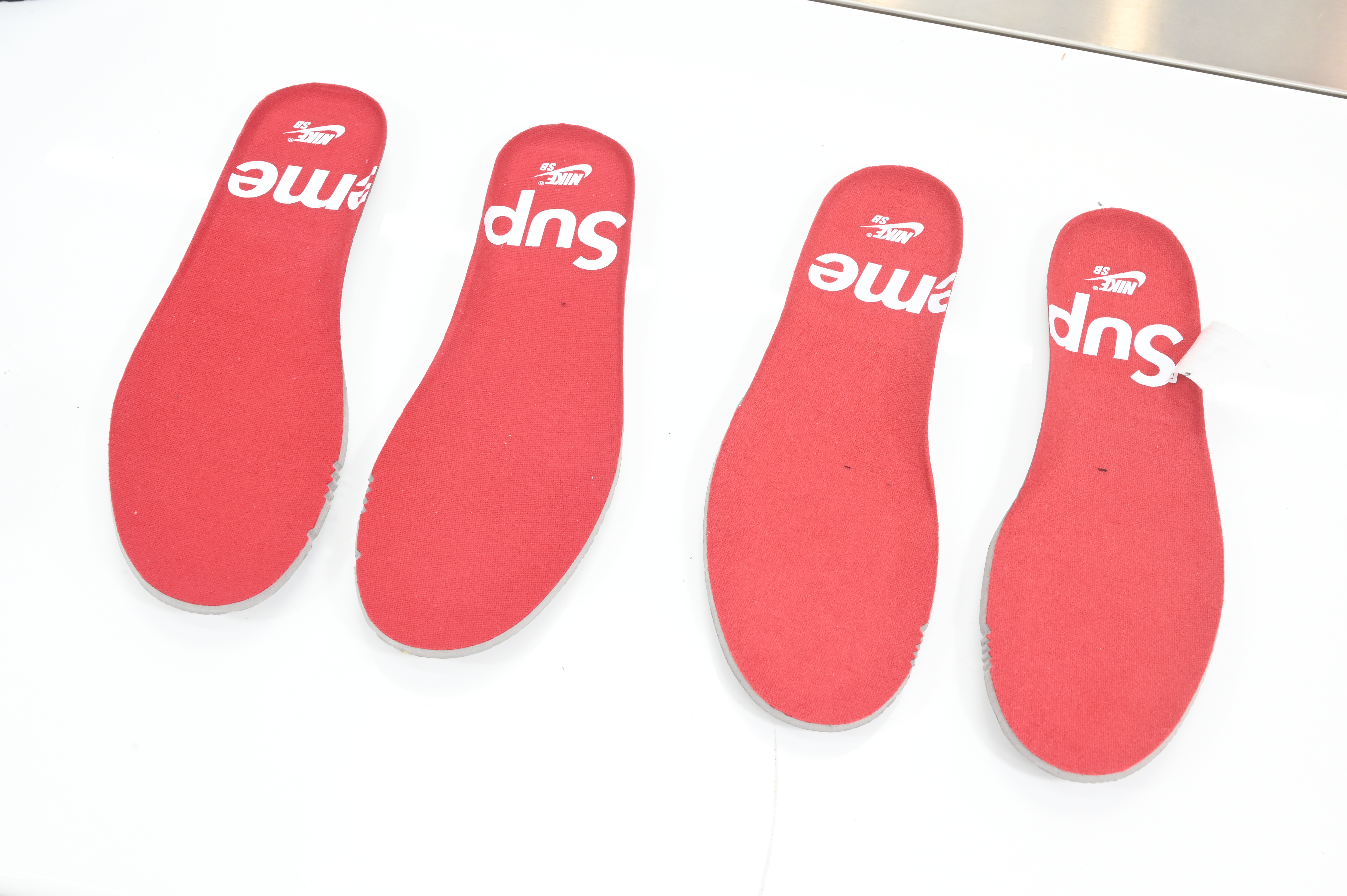 SUPREME X DUNK LOW OG SB