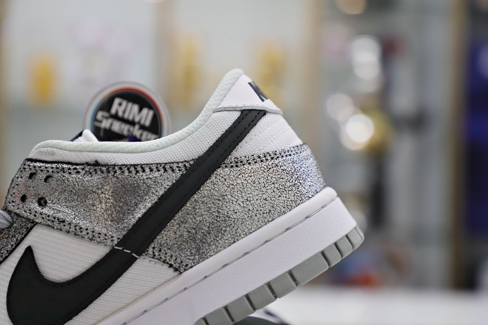 WMNS DUNK LOW 'GOLDEN GALS'