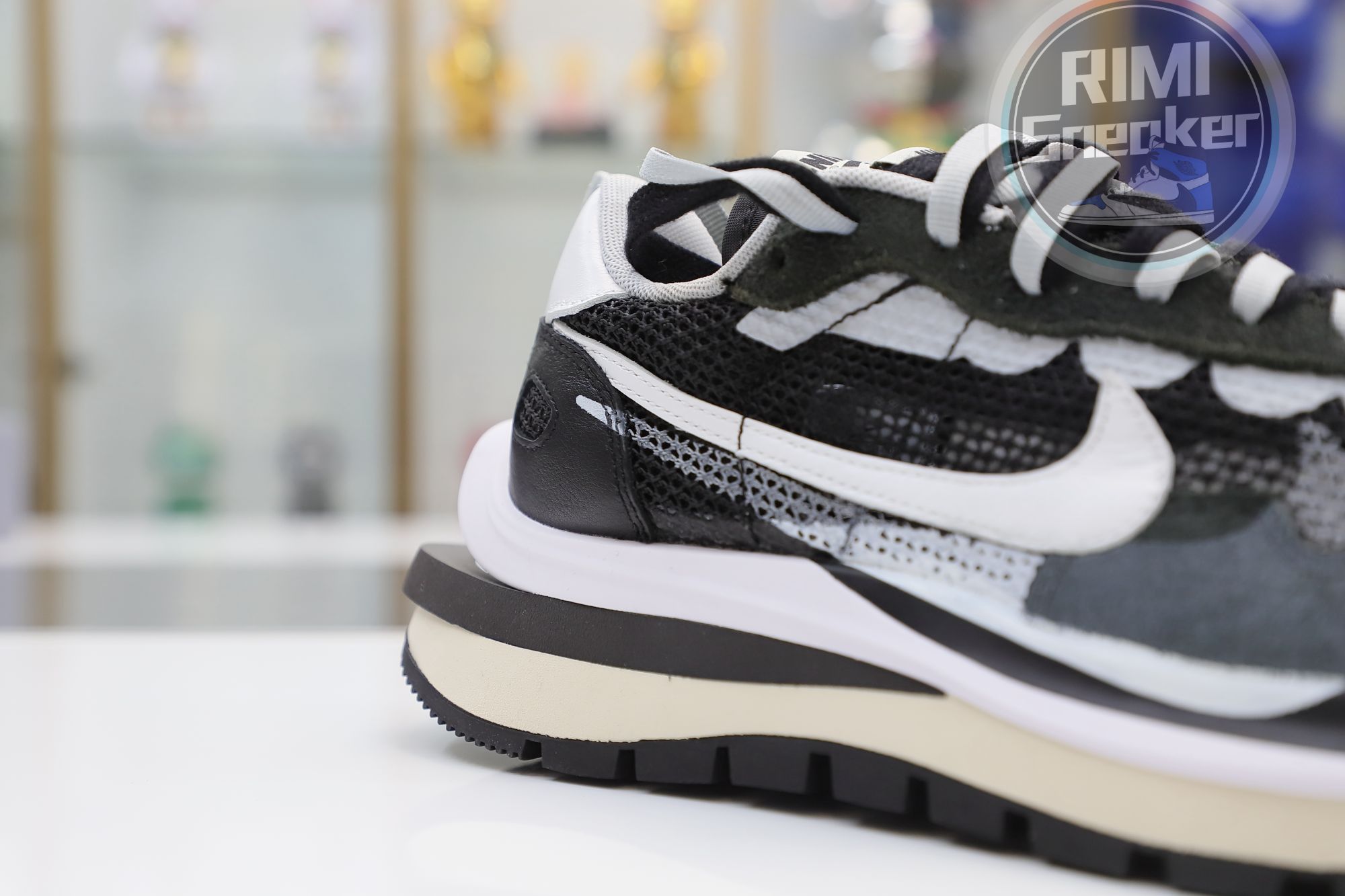 SACAI X VAPORWAFFLE 'BLACK WHITE'