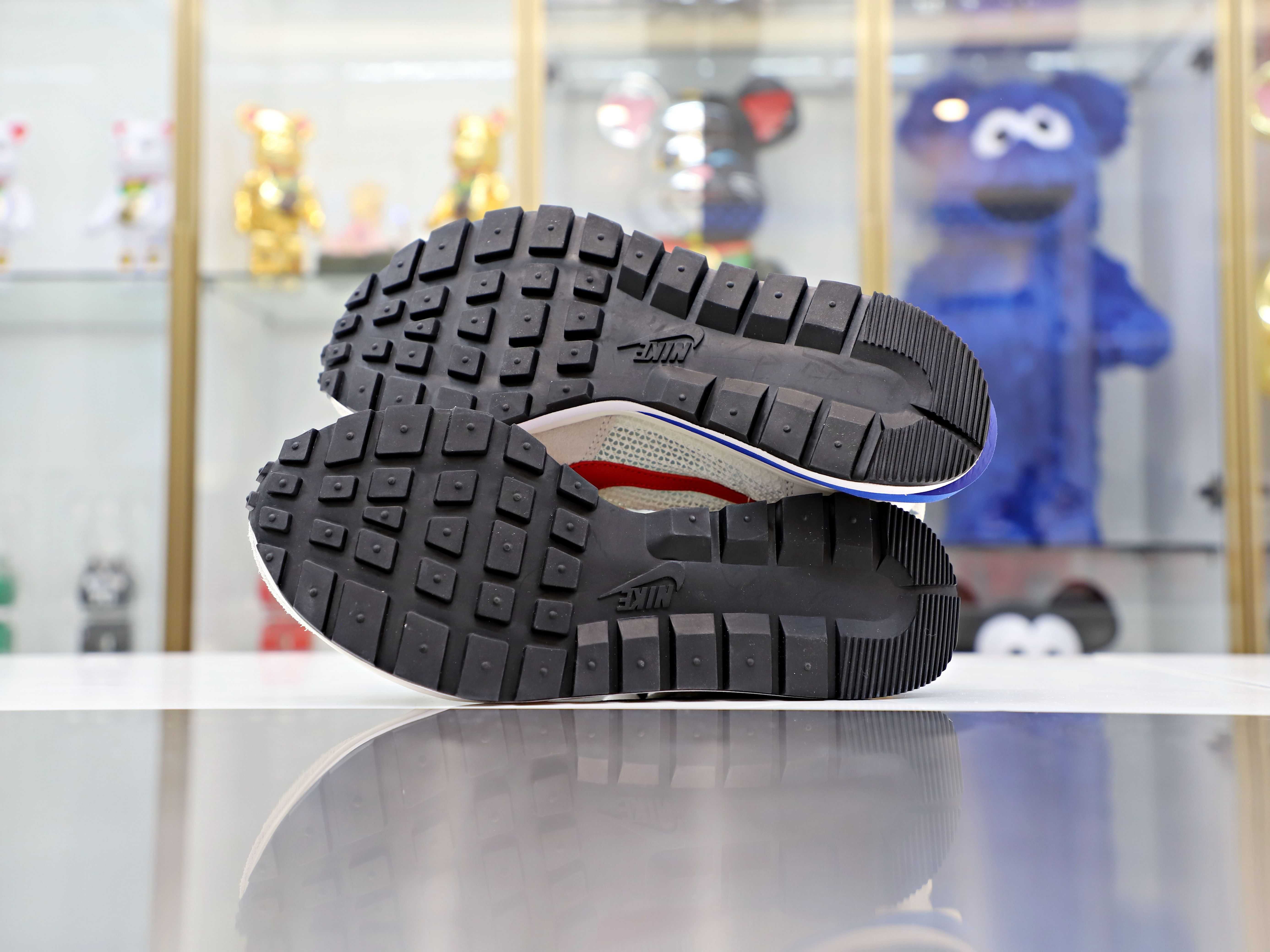 SACAI X VAPORWAFFLE 'SAIL'