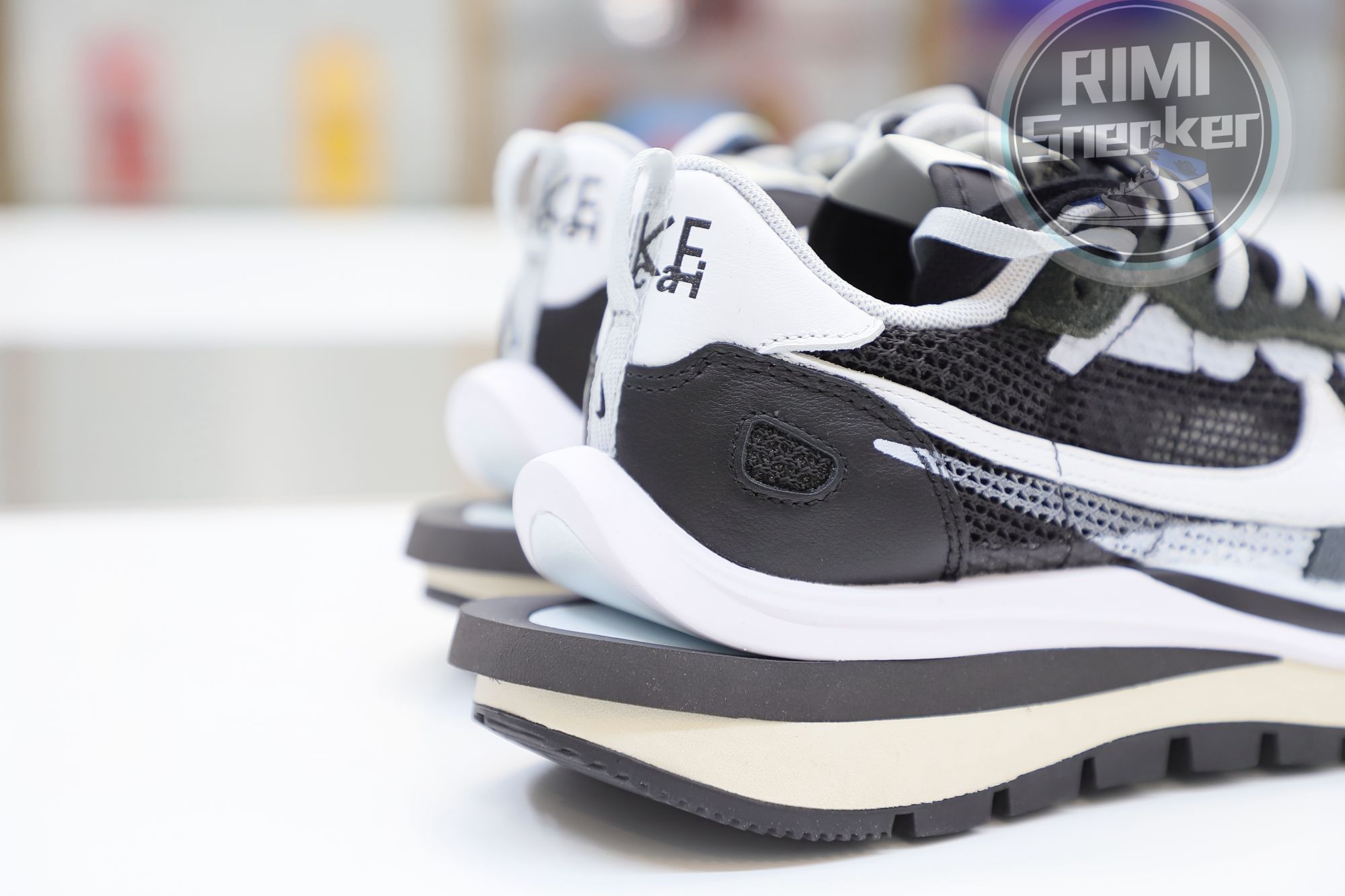 SACAI X VAPORWAFFLE 'BLACK WHITE'