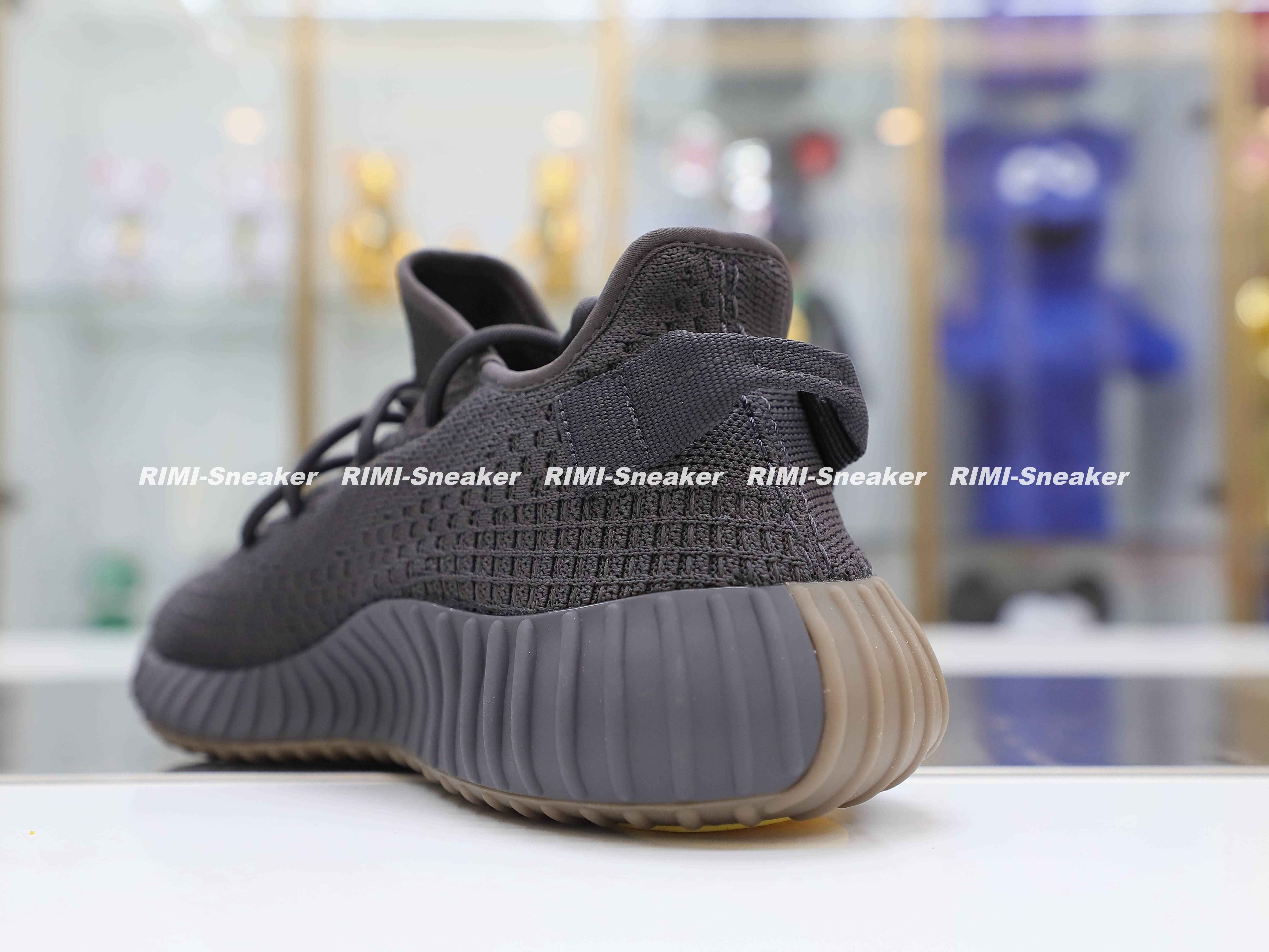 YEEZY BOOST 350 V2 'CINDER REFLECTIVE'