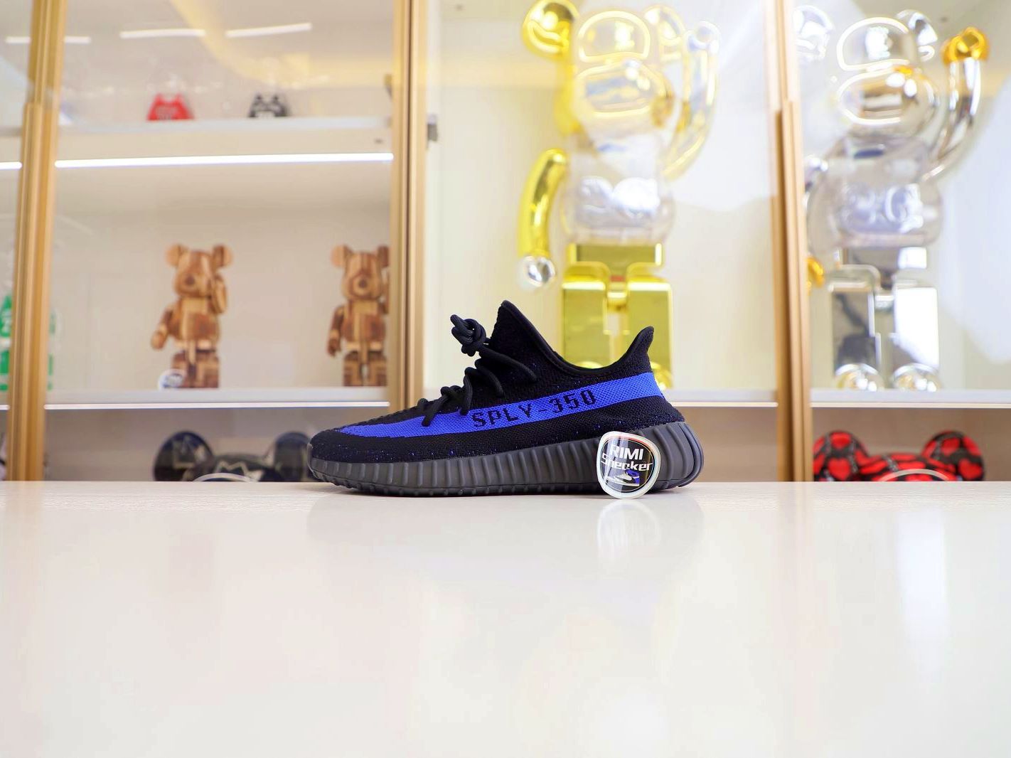YEEZY BOOST 350 V2 'DAZZLING BLUE'