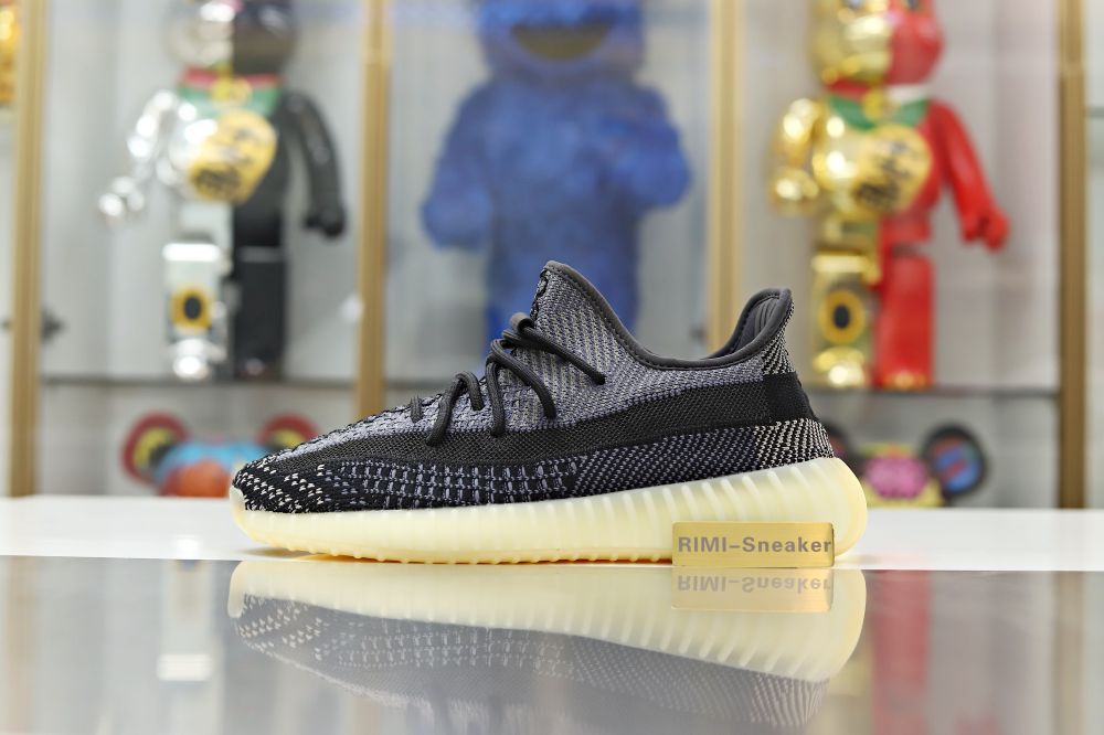 YEEZY BOOST 350 V2 'CARBON'