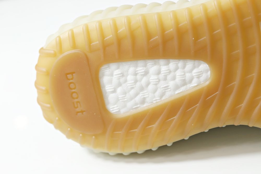 YEEZY BOOST 350 V2 'SESAME'