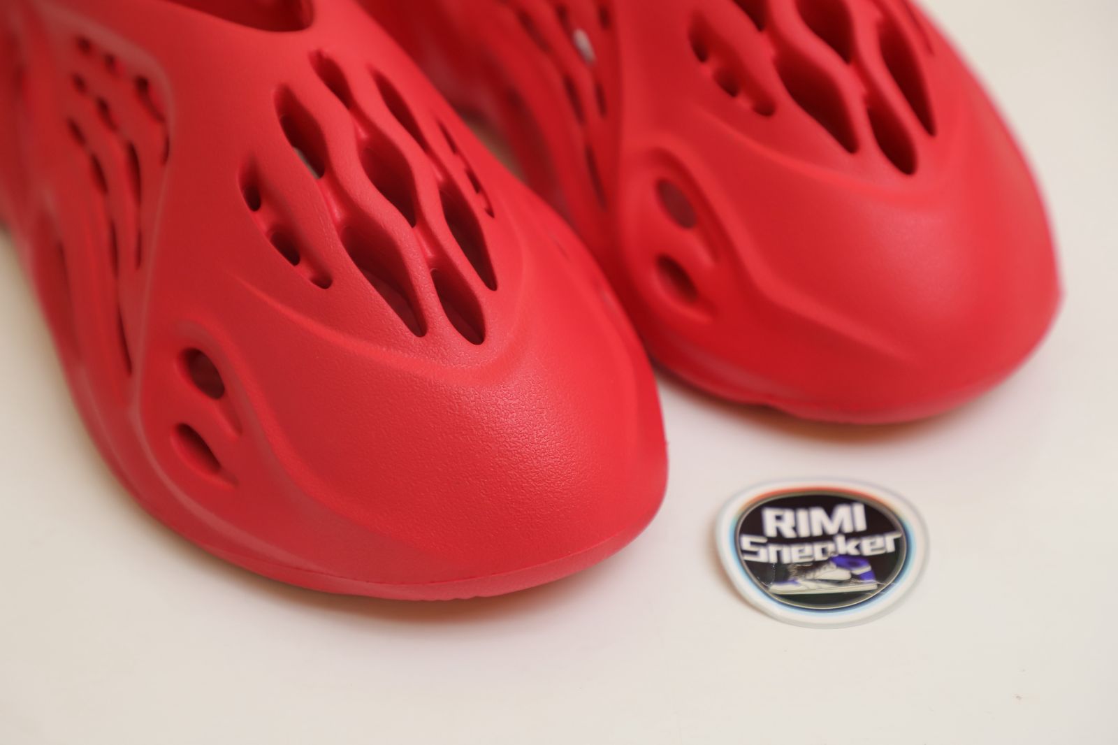 YEEZY FOAM RUNNER 'VERMILION'