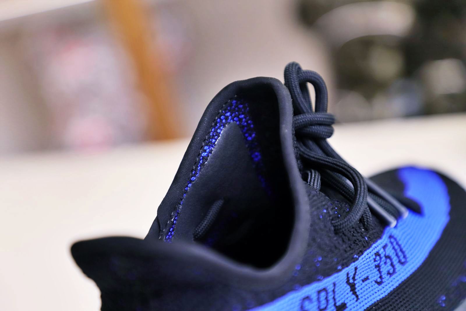 YEEZY BOOST 350 V2 'DAZZLING BLUE'