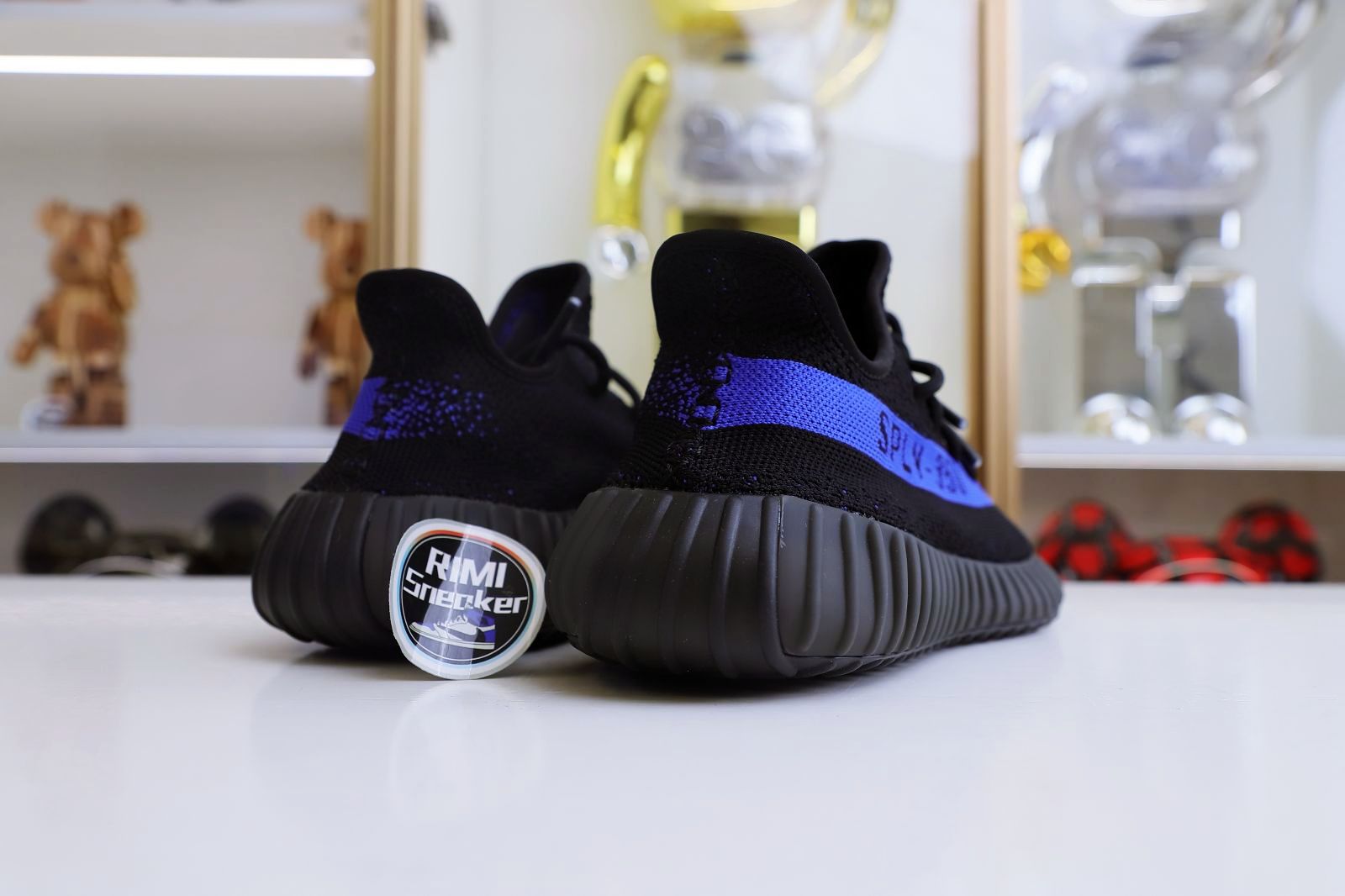 YEEZY BOOST 350 V2 'DAZZLING BLUE'