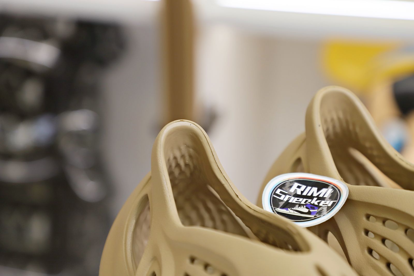 YEEZY FOAM RUNNER 'OCHRE'