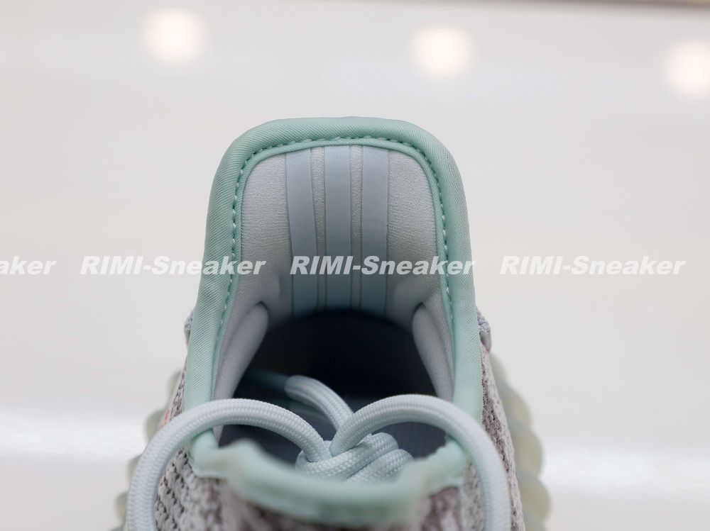 YEEZY BOOST 350 V2 'BLUE TINT'