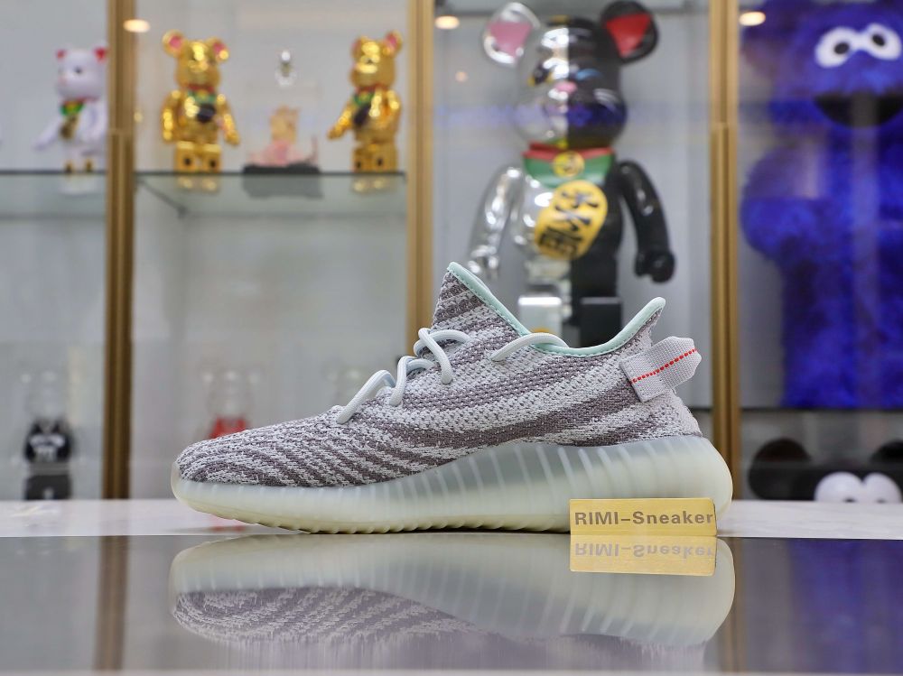 YEEZY BOOST 350 V2 'BLUE TINT'