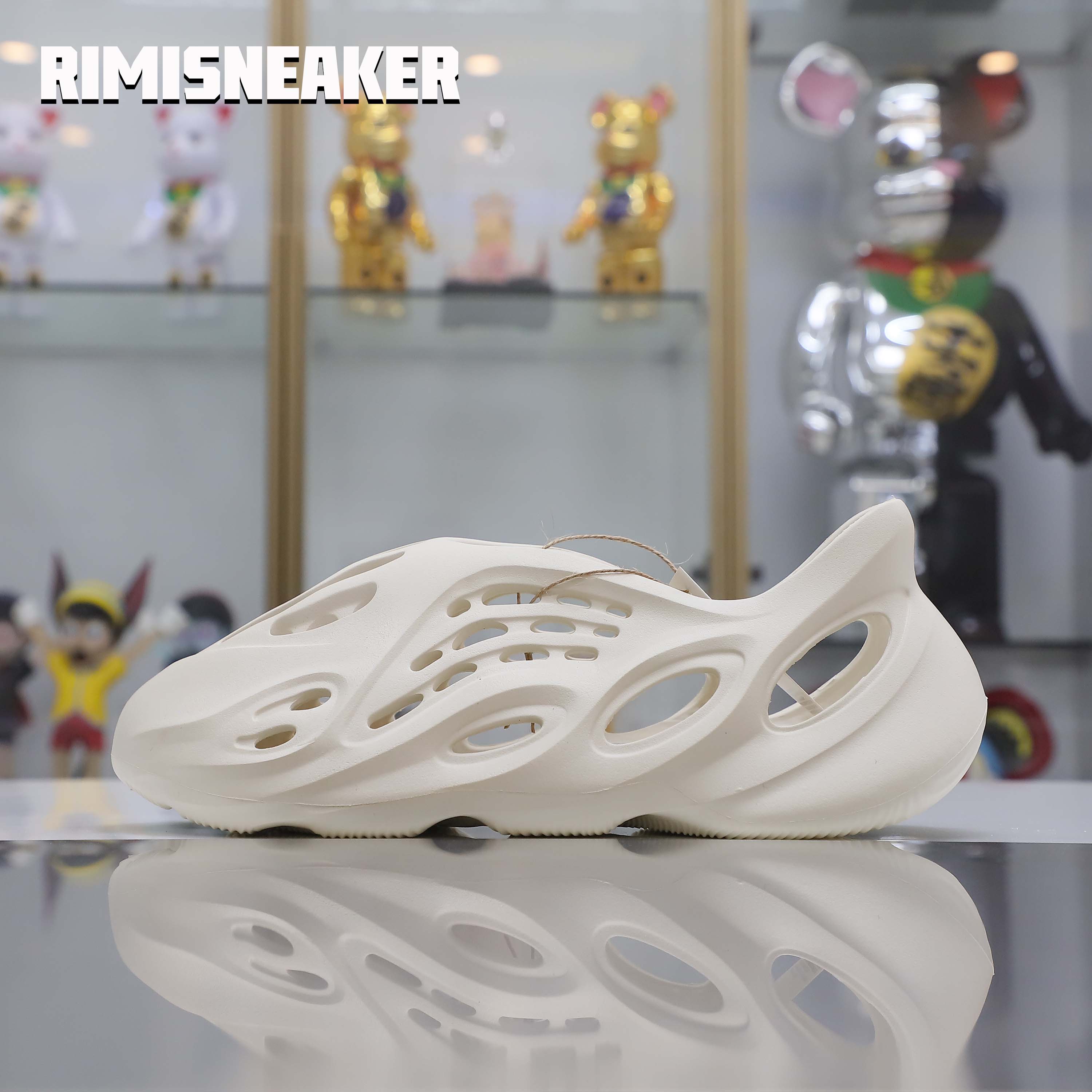 YEEZY FOAM RUNNER 'ARARAT'