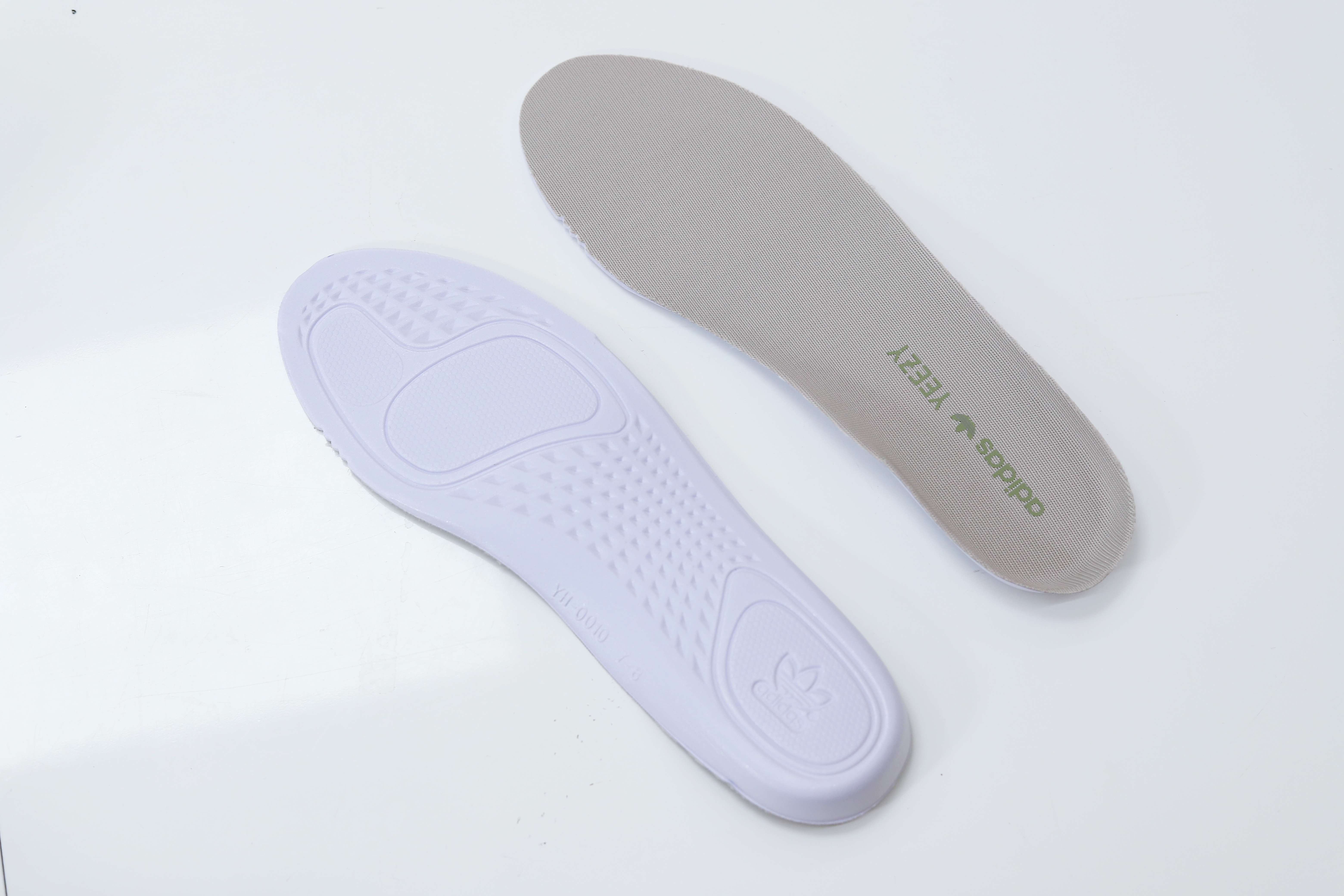 YEEZY BOOST 350 V2 'TRUE FORM'