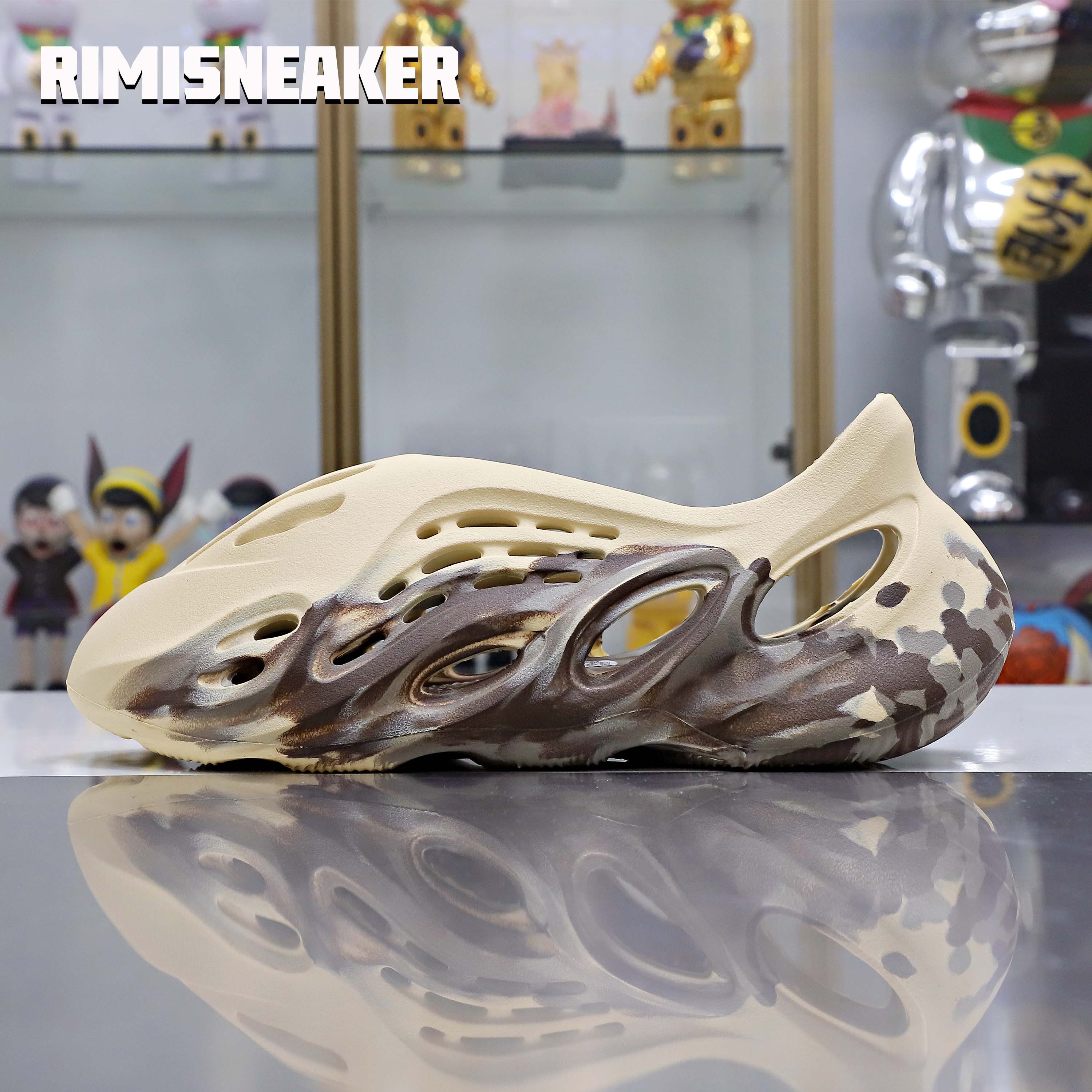 YEEZY FOAM RUNNER 'MX CREAM CLAY'