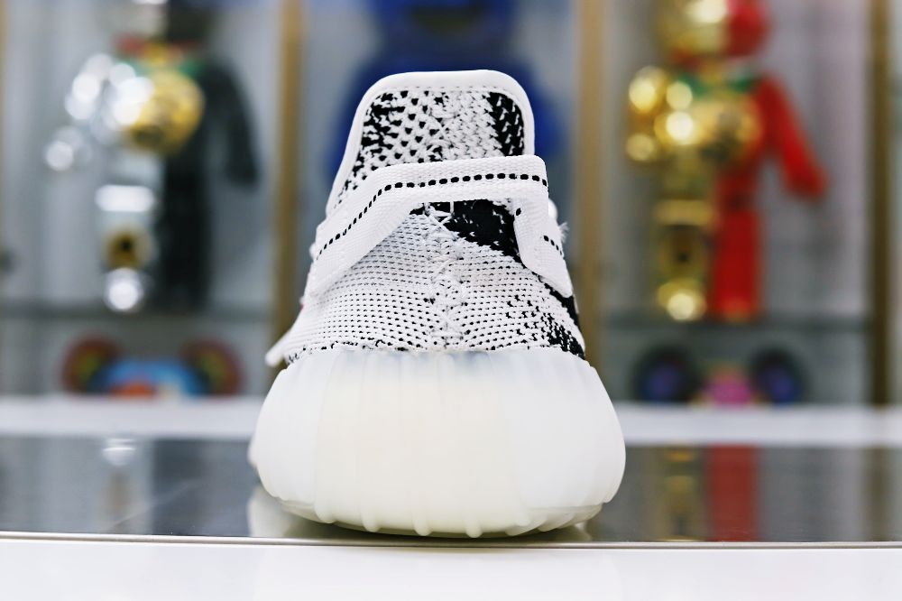 YEEZY BOOST 350 V2 'ZEBRA'