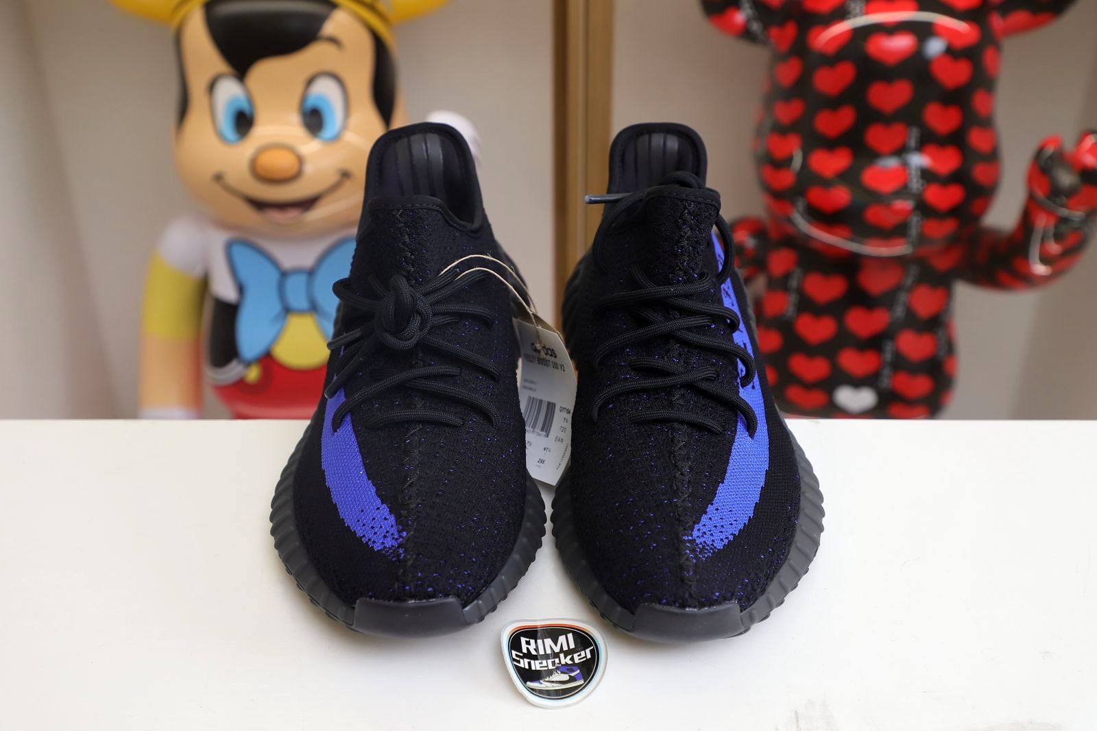 YEEZY BOOST 350 V2 'DAZZLING BLUE'