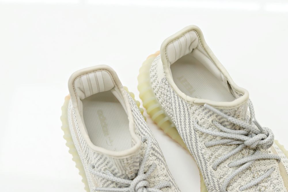 YEEZY BOOST 350 V2 'LUNDMARK NON-REFLECTIVE'