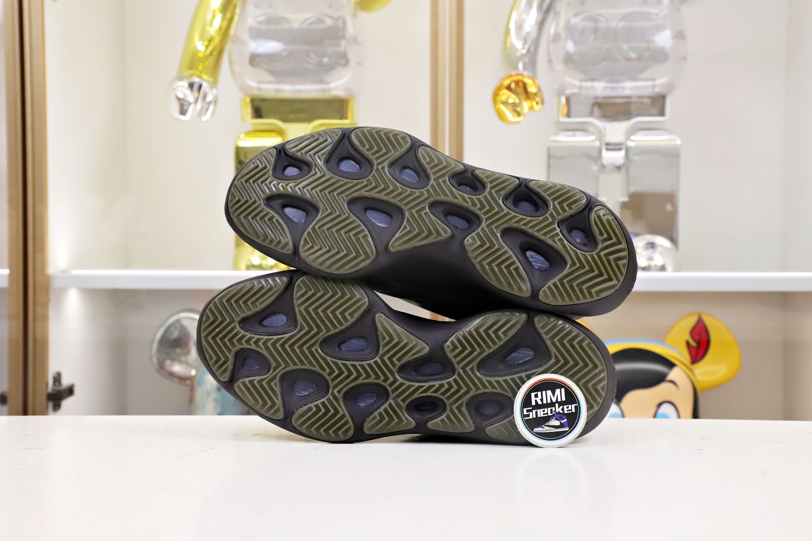 YEEZY 700 V3 'CLAY BROWN'