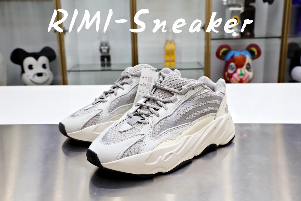 YEEZY BOOST 700 V2 'STATIC'
