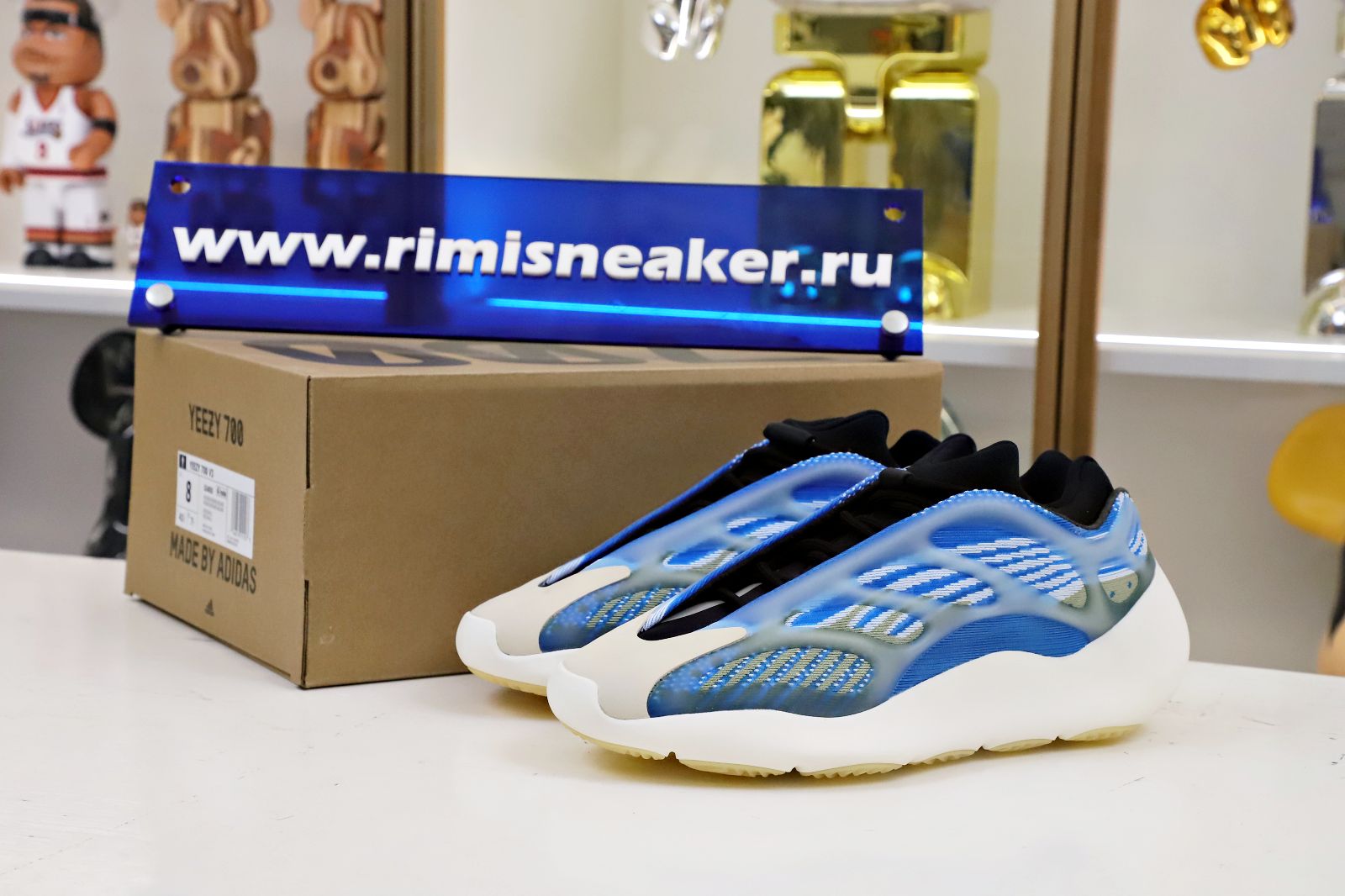 YEEZY 700 V3 'ARZARETH'