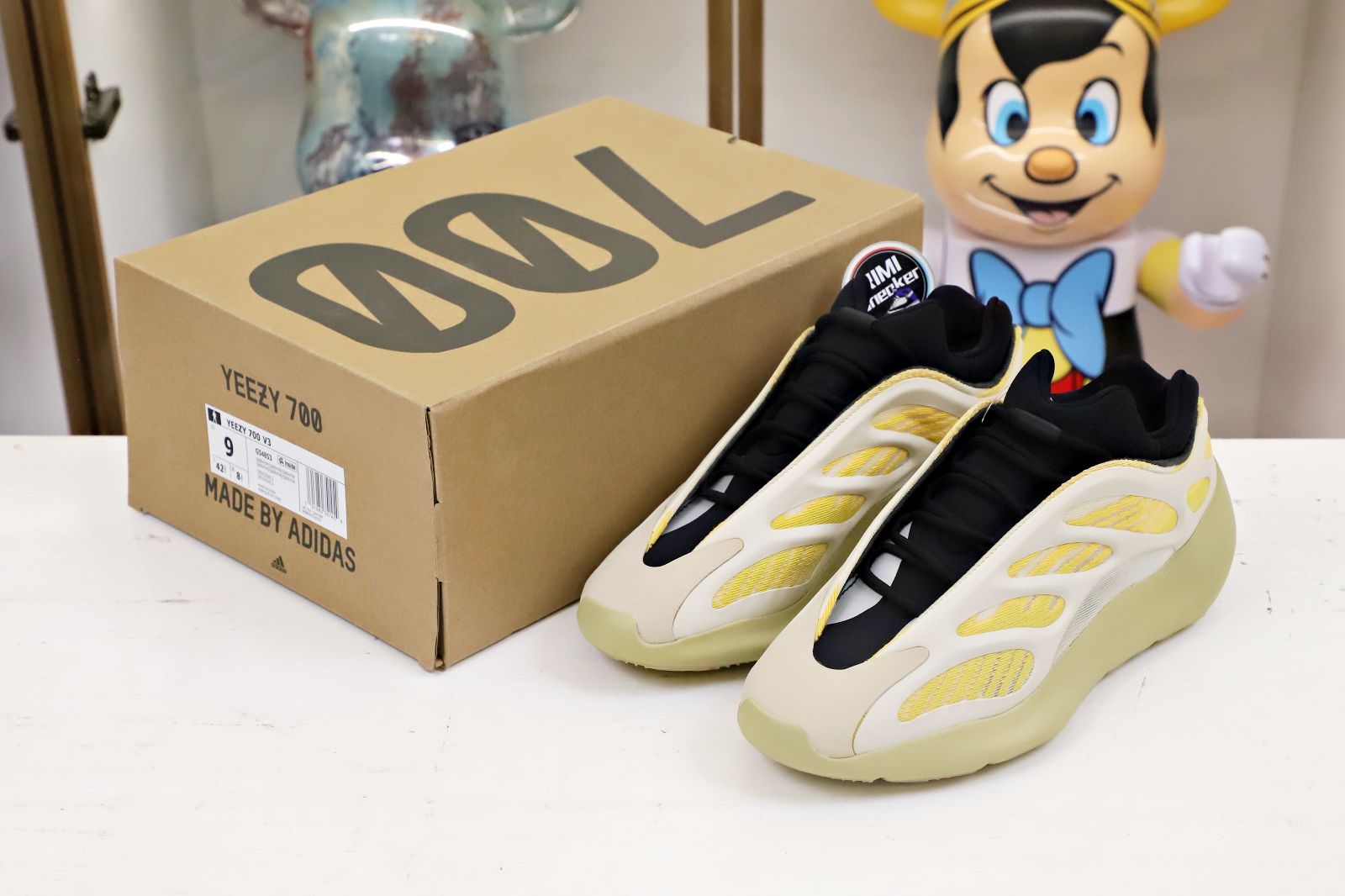 YEEZY 700 V3 'SAFFLOWER'