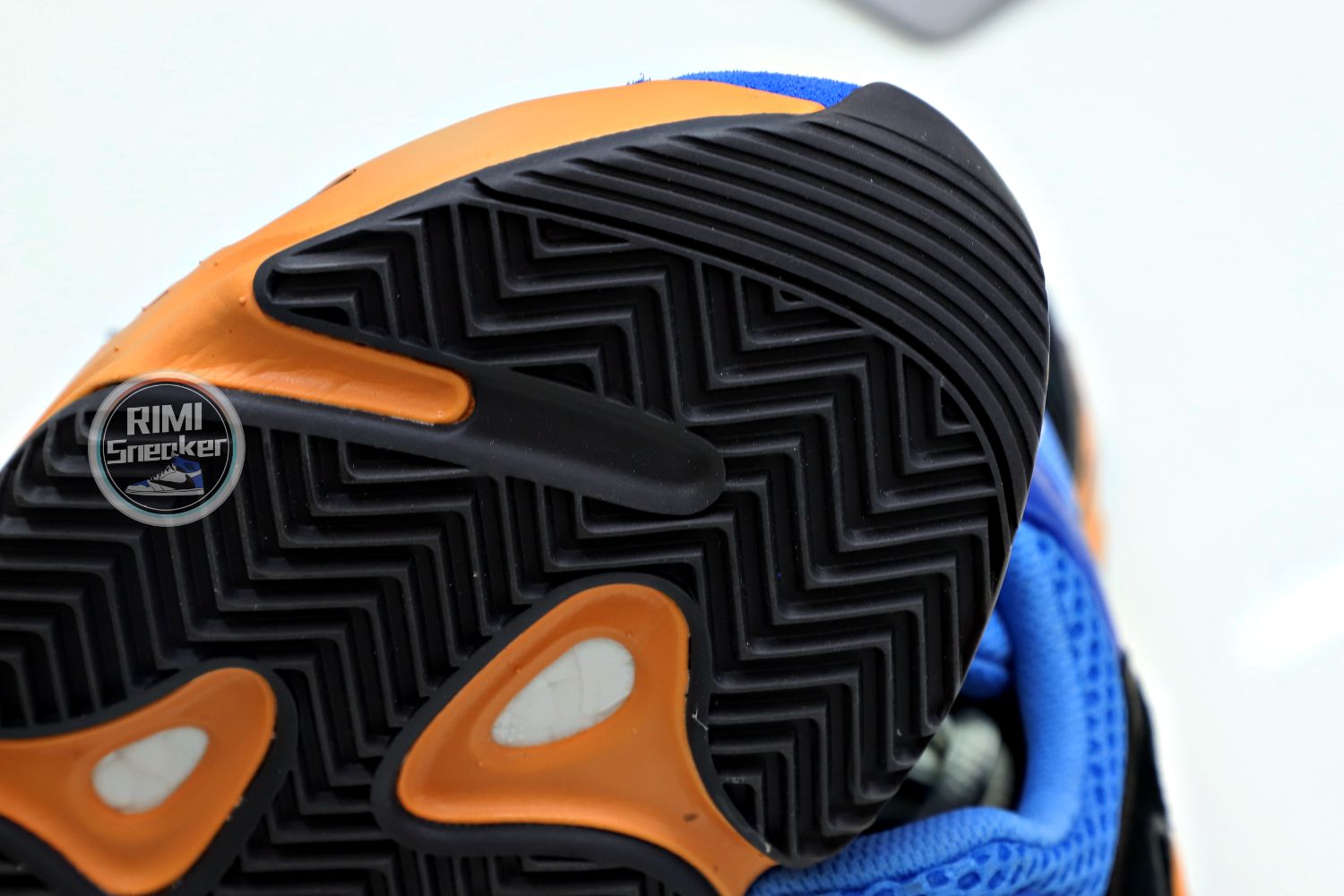 YEEZY BOOST 700 'BRIGHT BLUE'