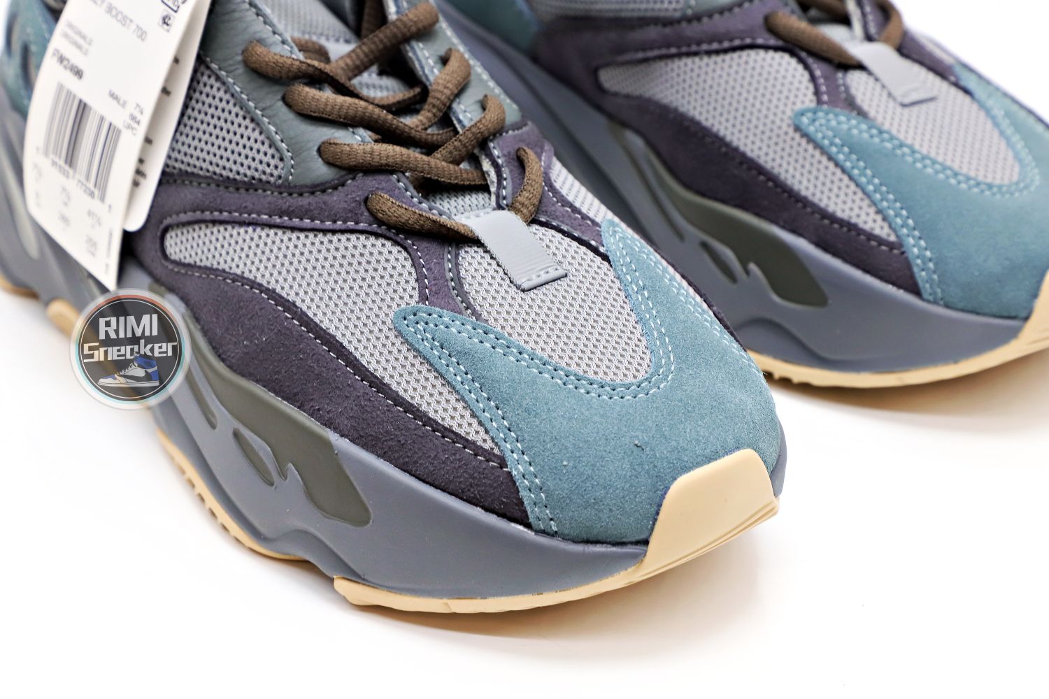 YEEZY BOOST 700 'TEAL BLUE'
