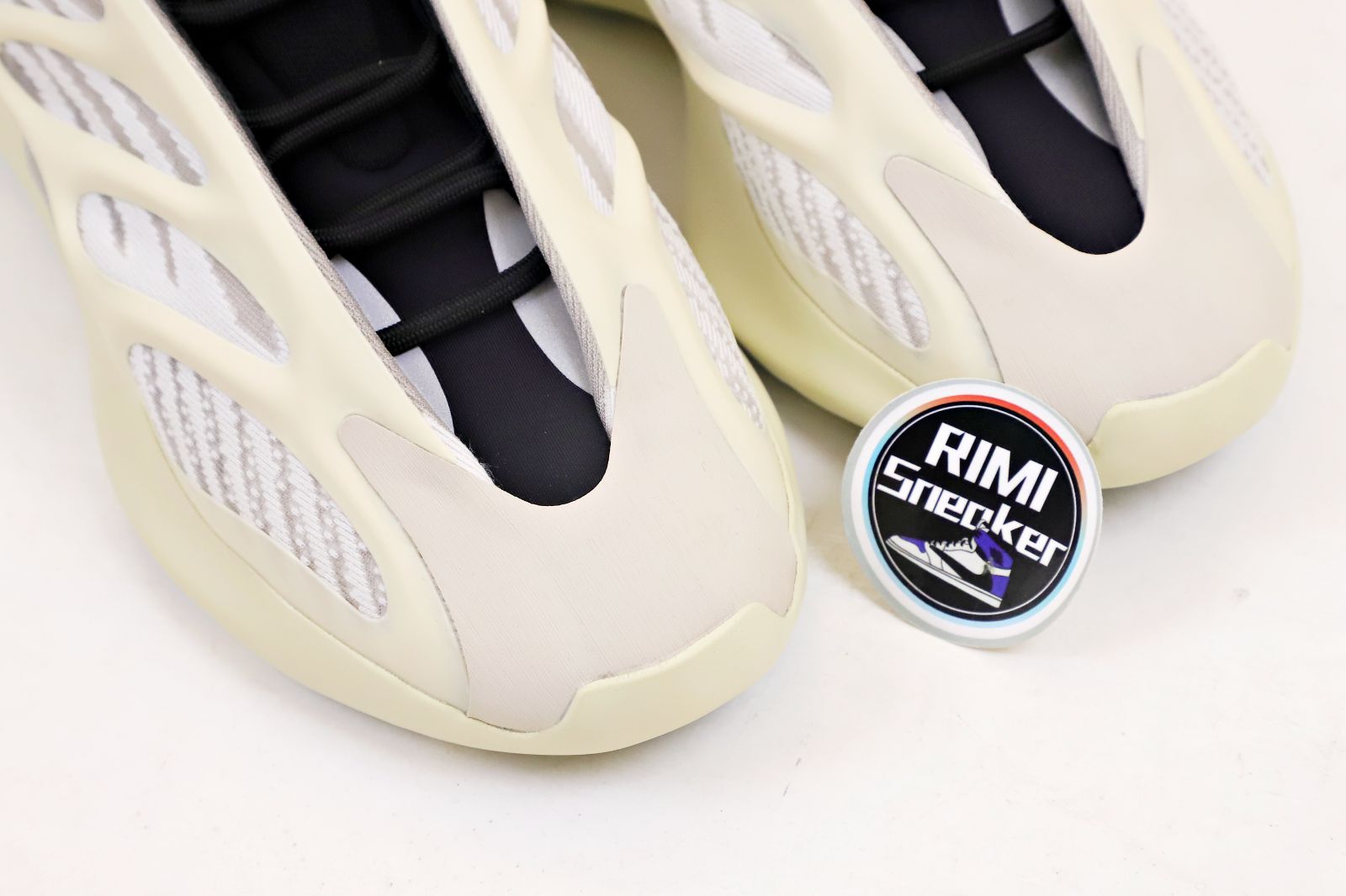 YEEZY 700 V3 'AZAEL'