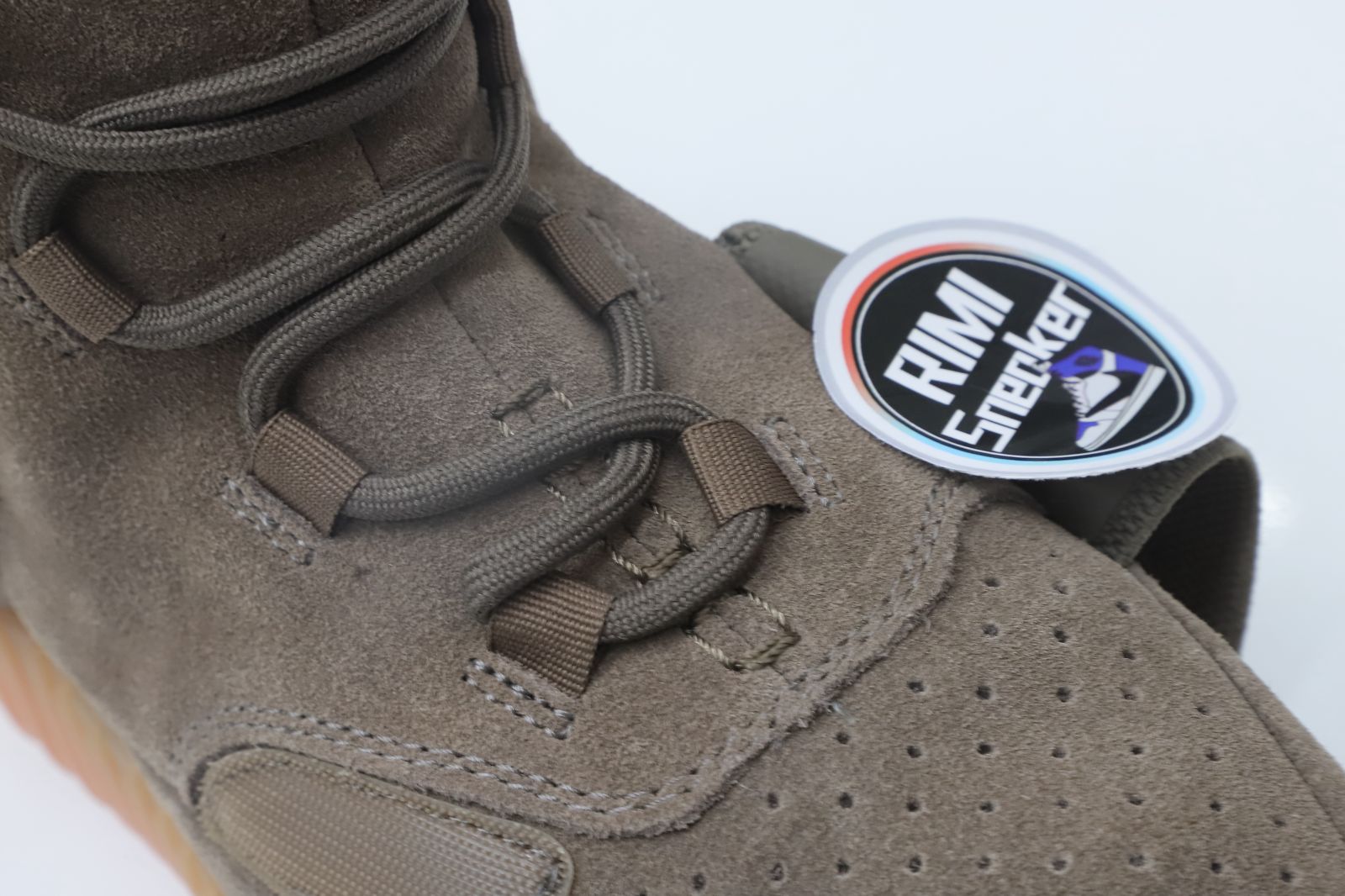 YEEZY BOOST 750 'CHOCOLATE'