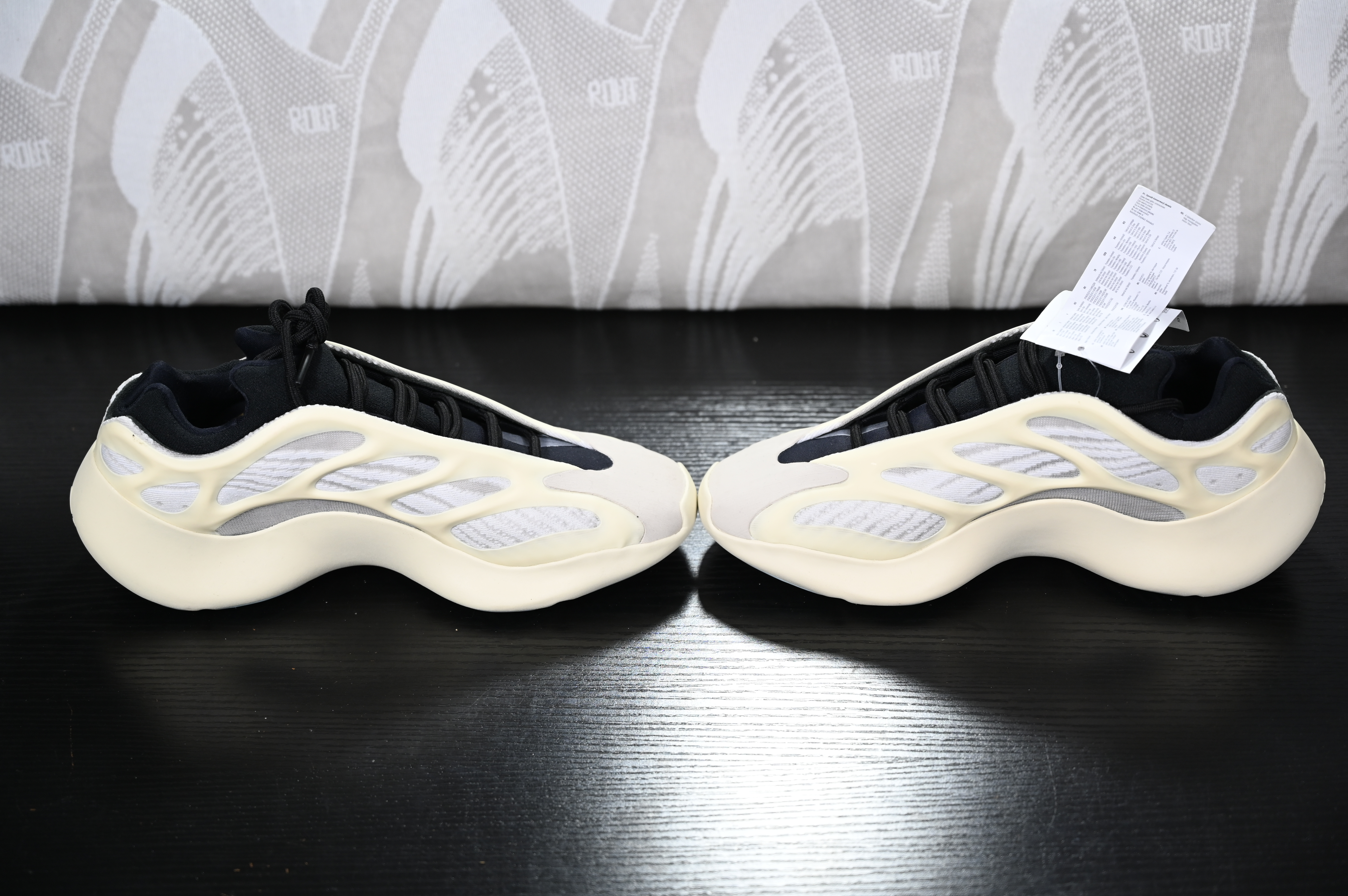 YEEZY 700 V3 'AZAEL'