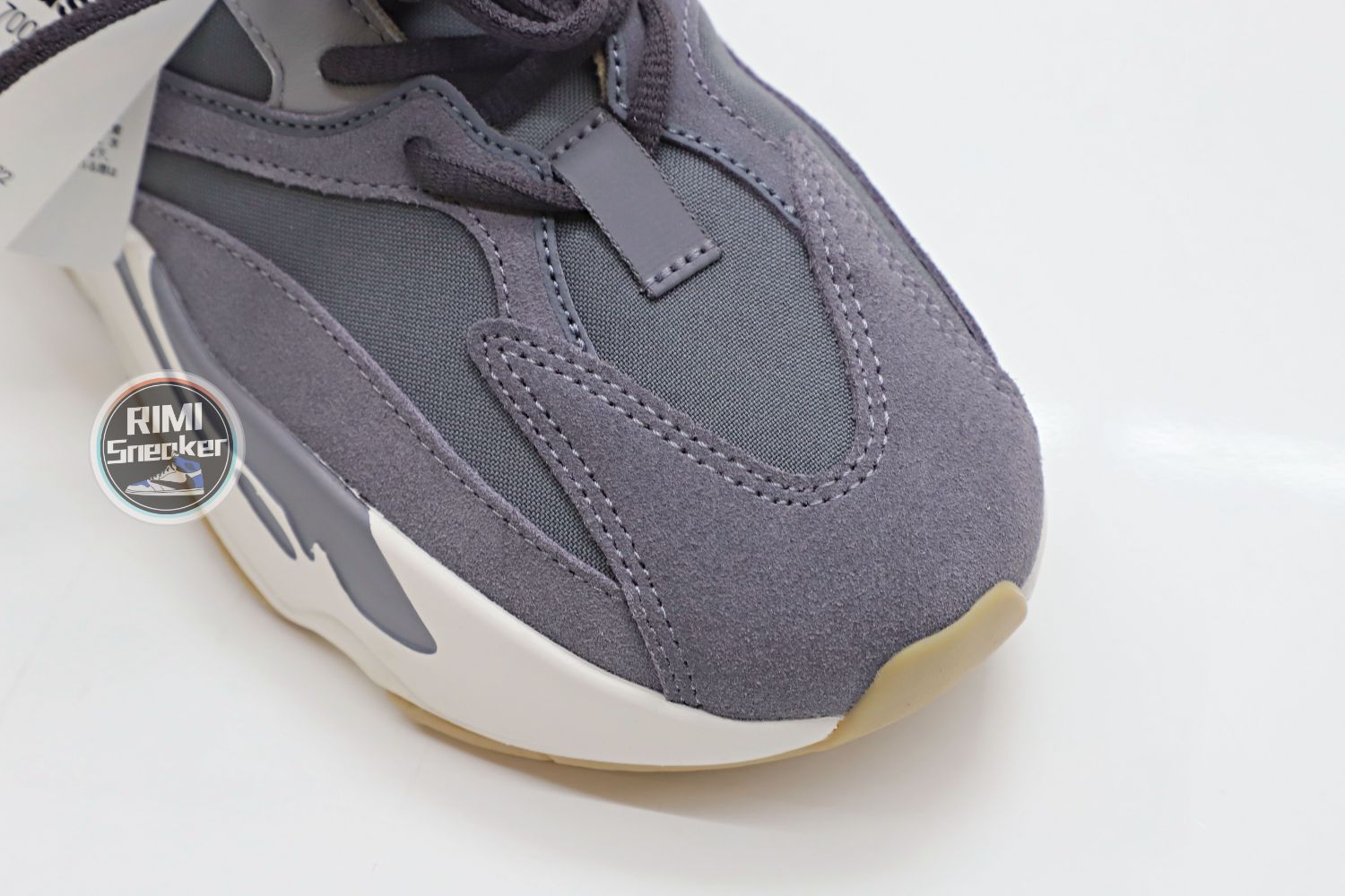 YEEZY BOOST 700 'MAGNET'