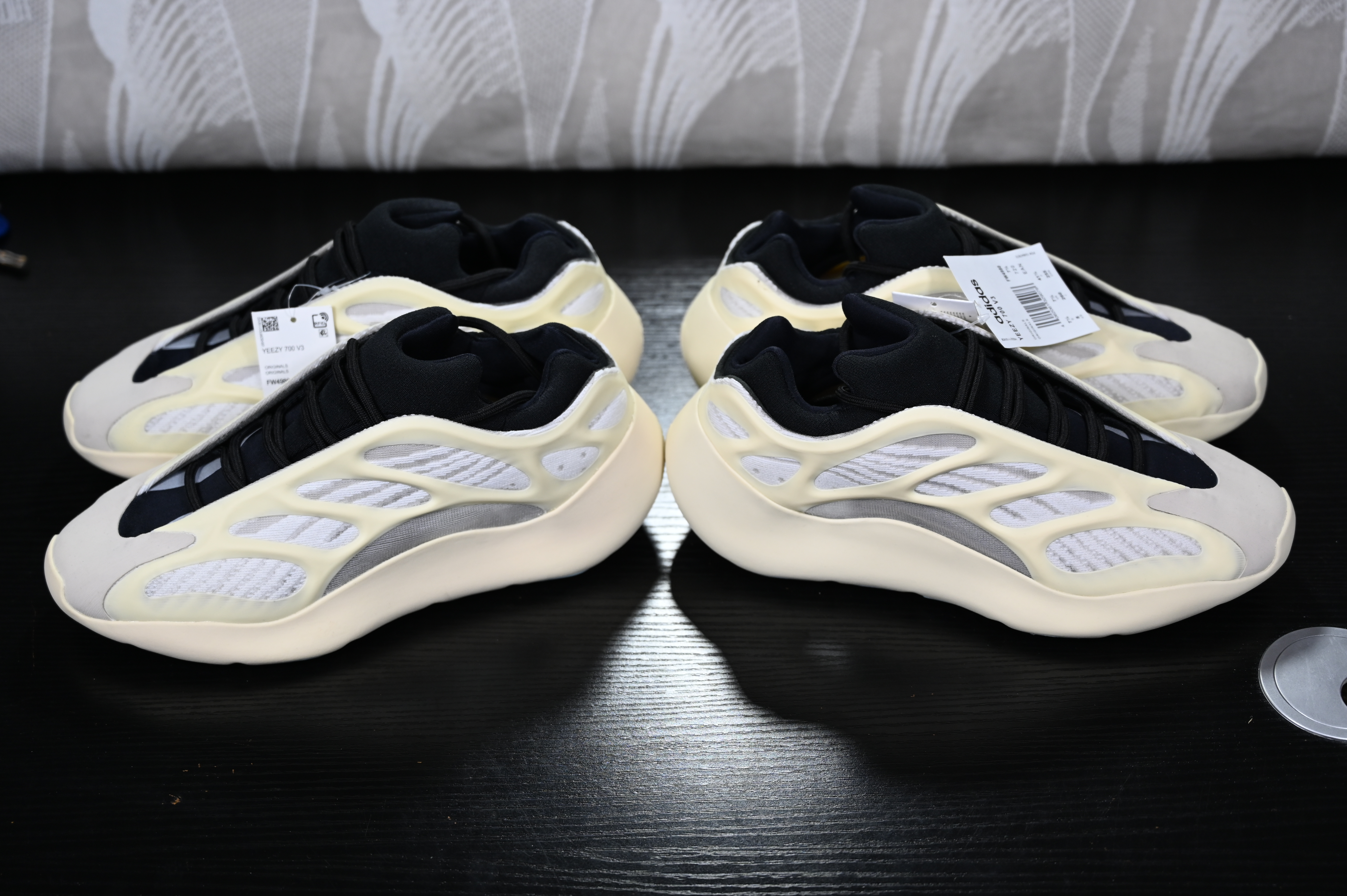 YEEZY 700 V3 'AZAEL'