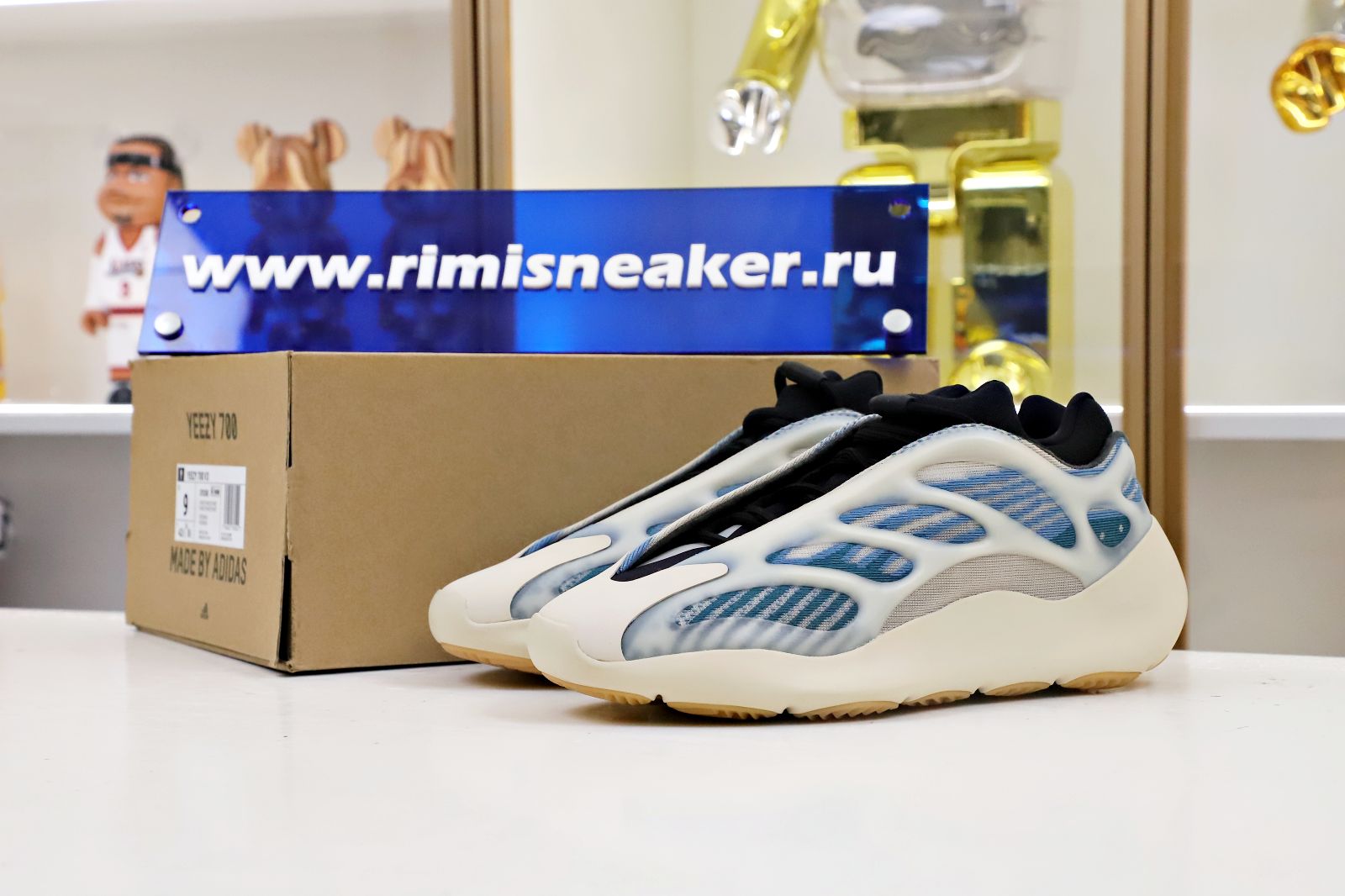 YEEZY 700 V3 'KYANITE'