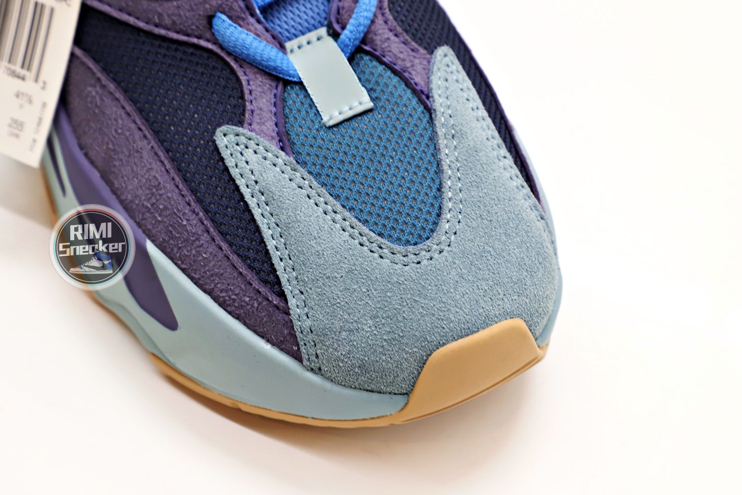 YEEZY BOOST 700 'CARBON BLUE'