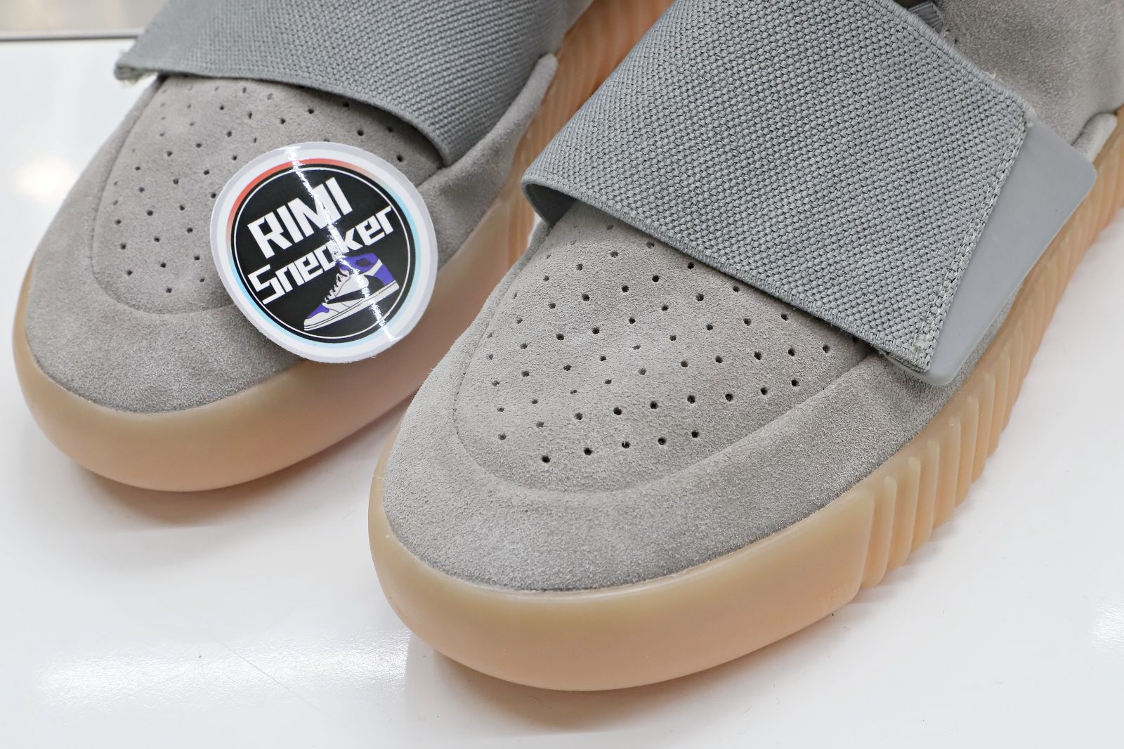 YEEZY BOOST 750 'GREY GUM'