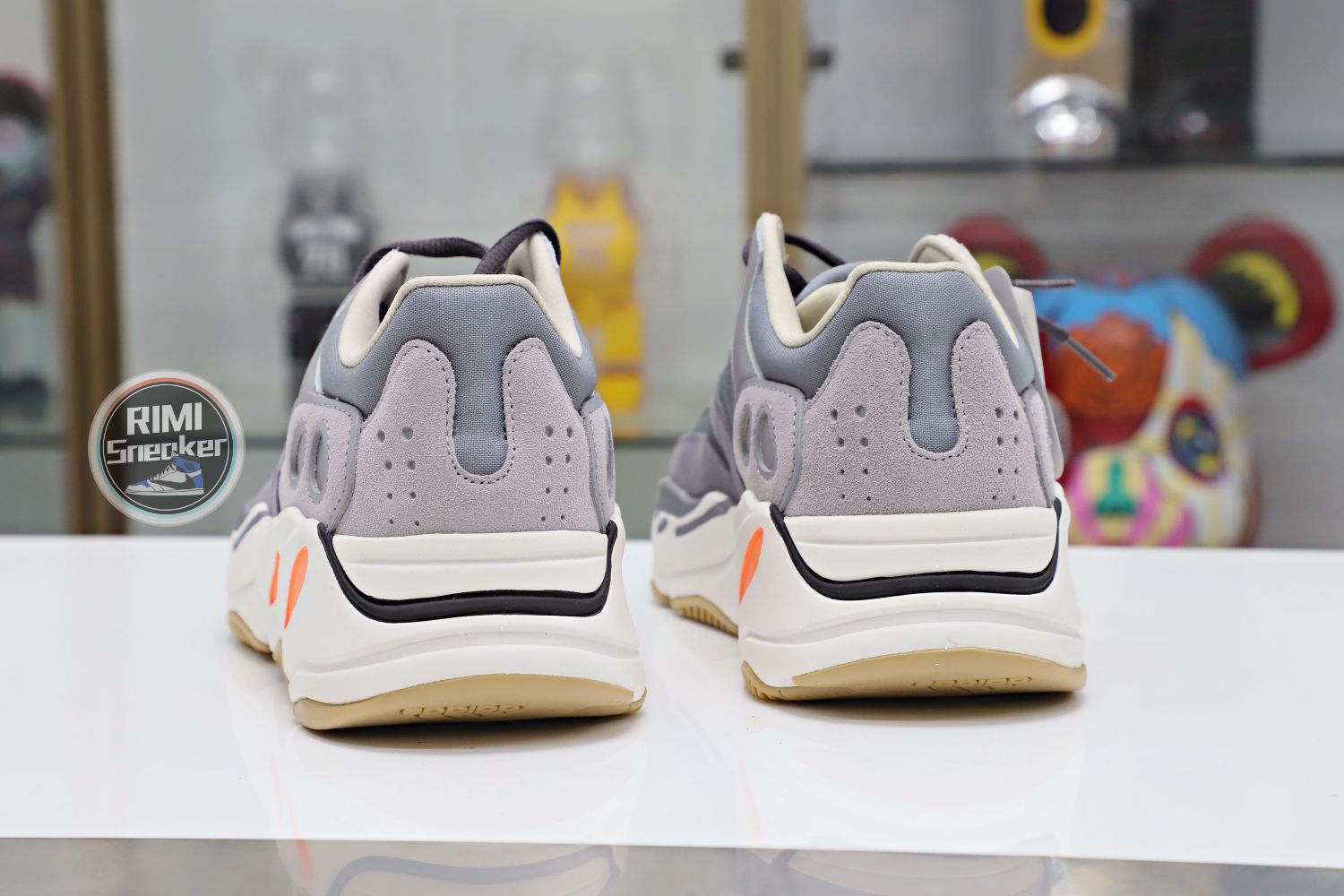 YEEZY BOOST 700 'MAGNET'