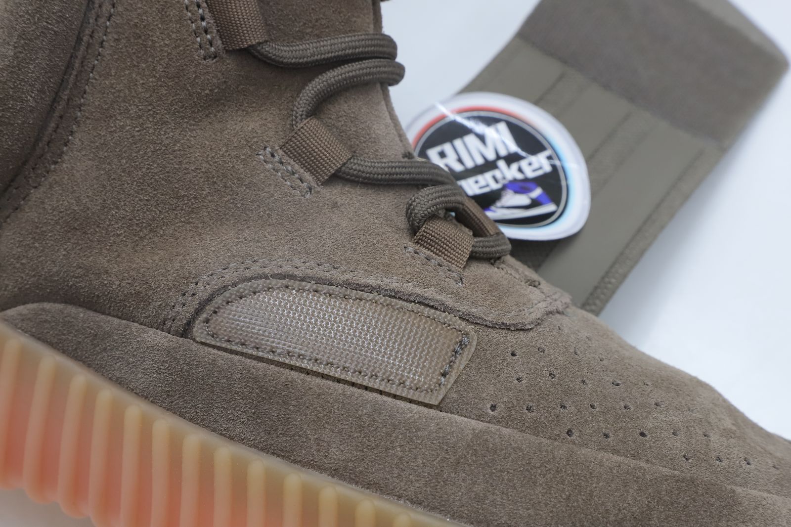 YEEZY BOOST 750 'CHOCOLATE'