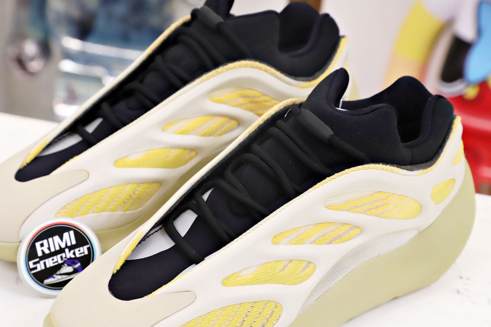 YEEZY 700 V3 'SAFFLOWER'