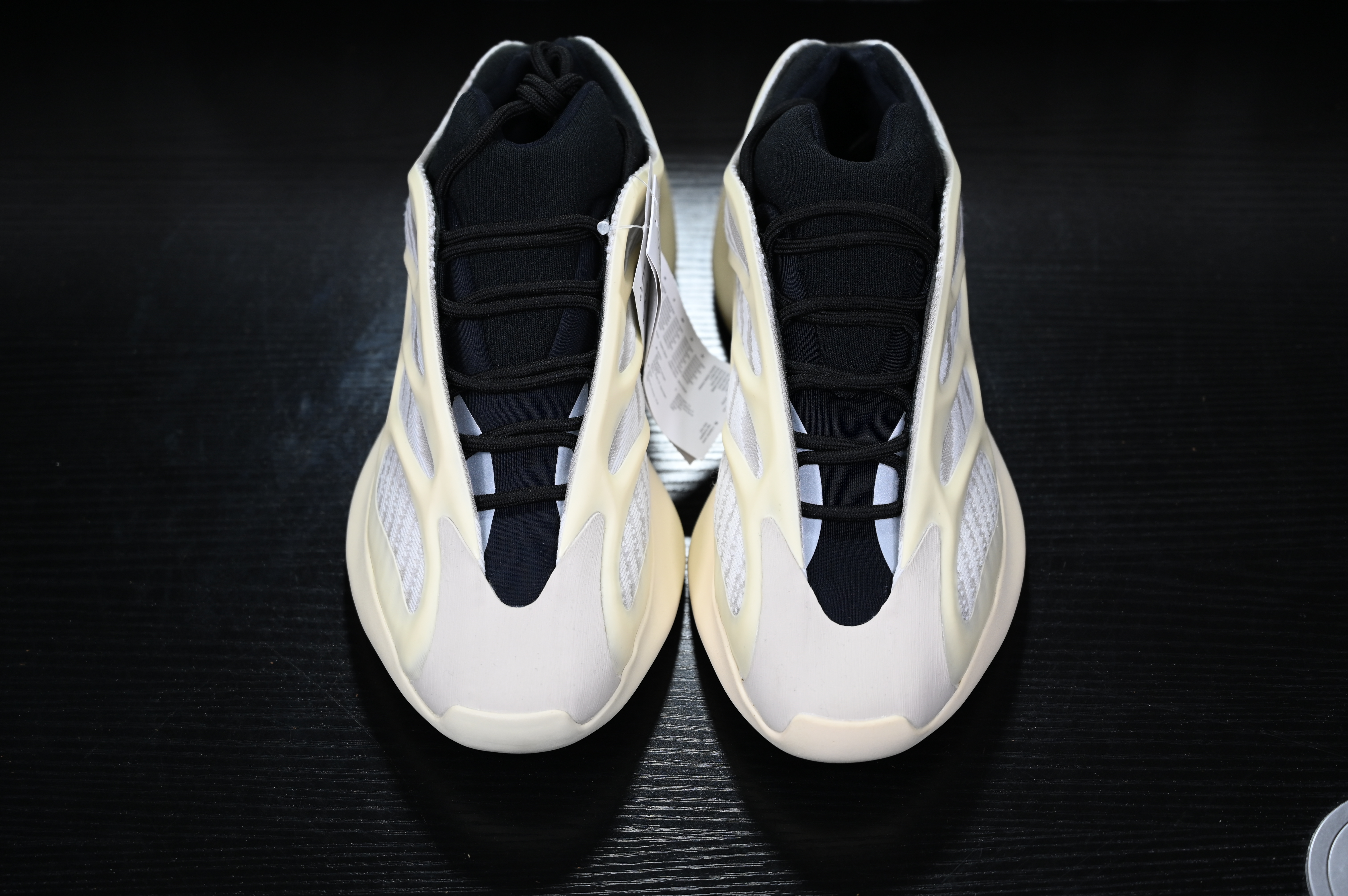 YEEZY 700 V3 'AZAEL'