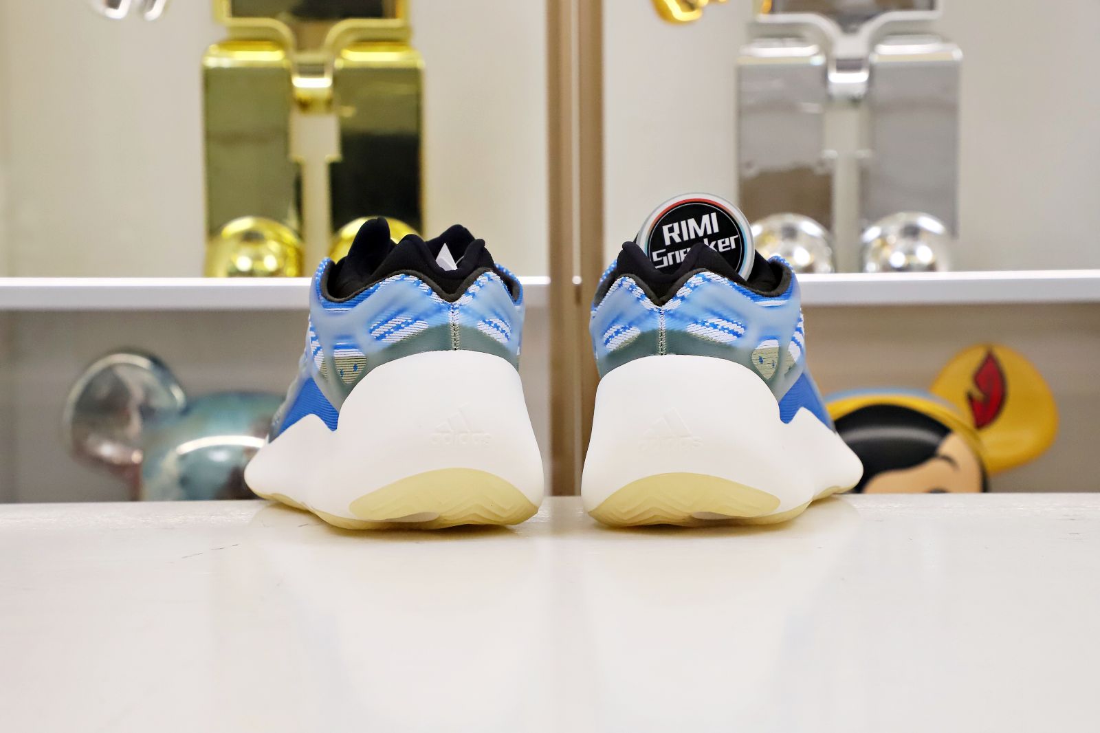 YEEZY 700 V3 'ARZARETH'