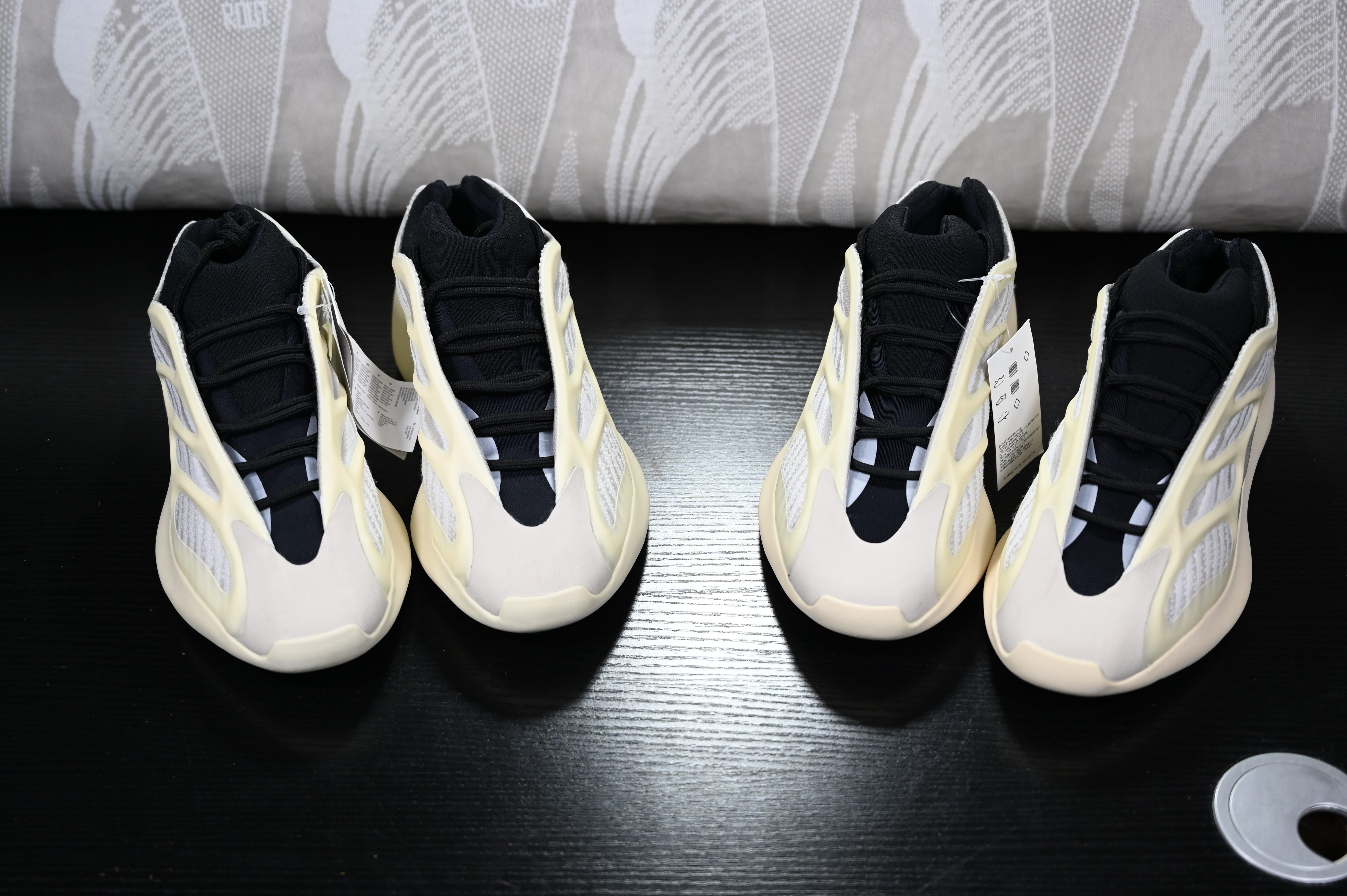 YEEZY 700 V3 'AZAEL'