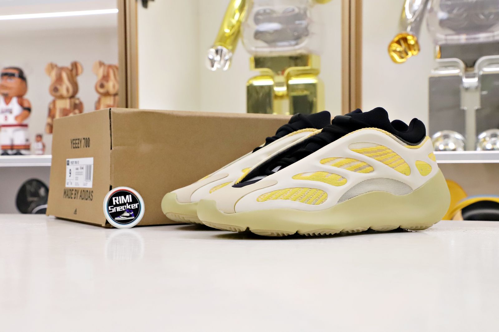 YEEZY 700 V3 'SAFFLOWER'