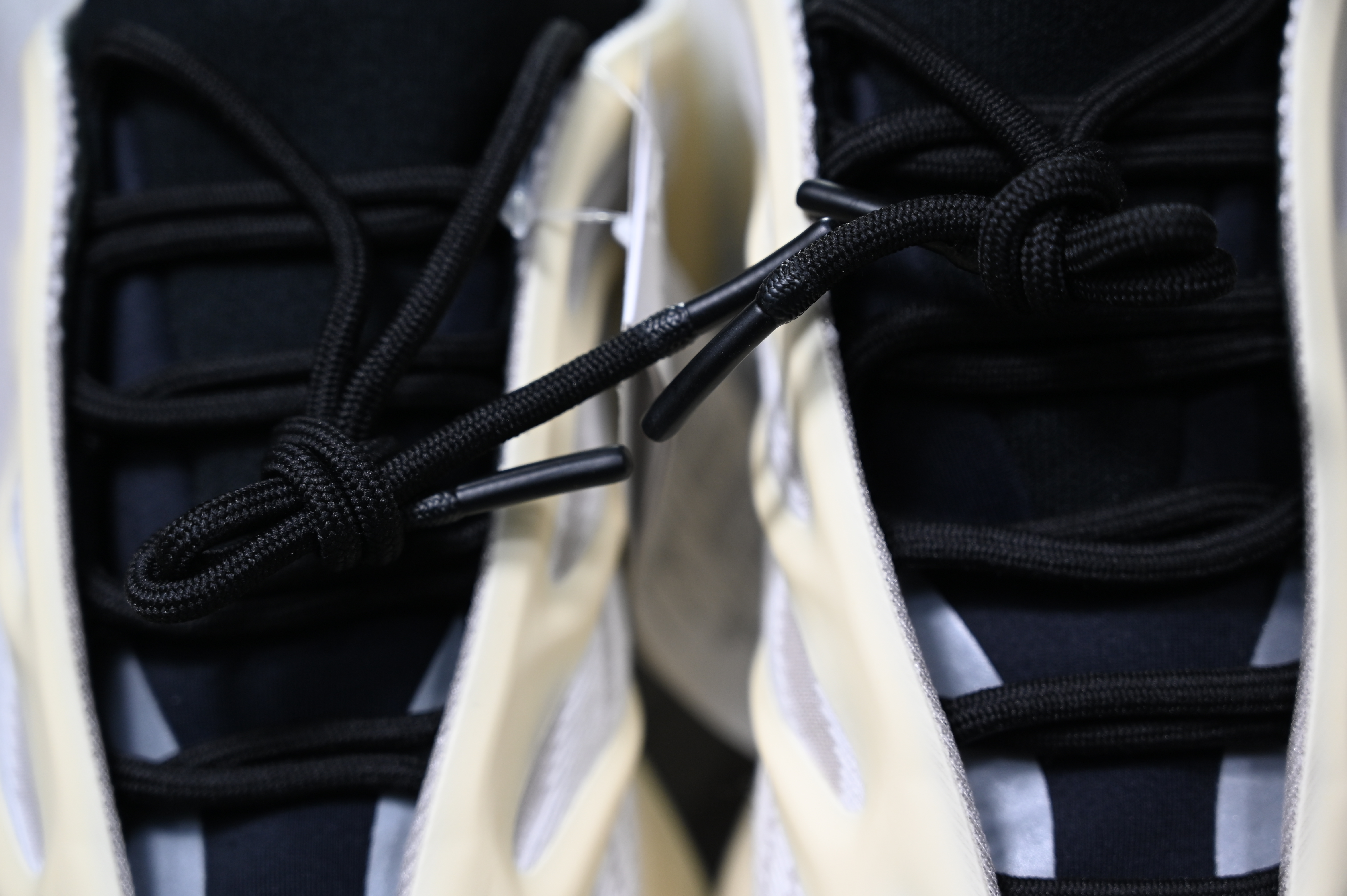 YEEZY 700 V3 'AZAEL'