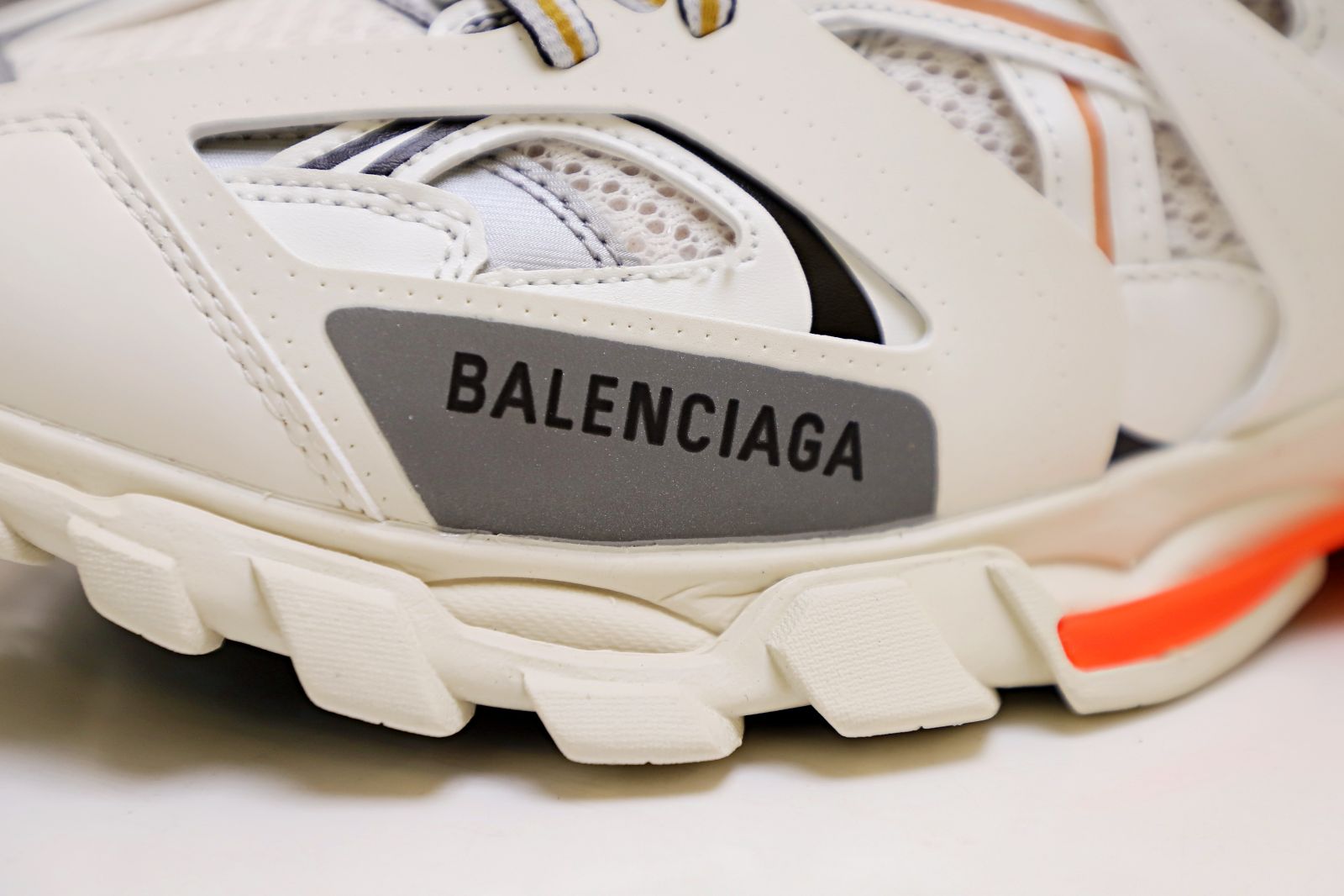 Balenciaga TRACK TRAINER  (Without LED)