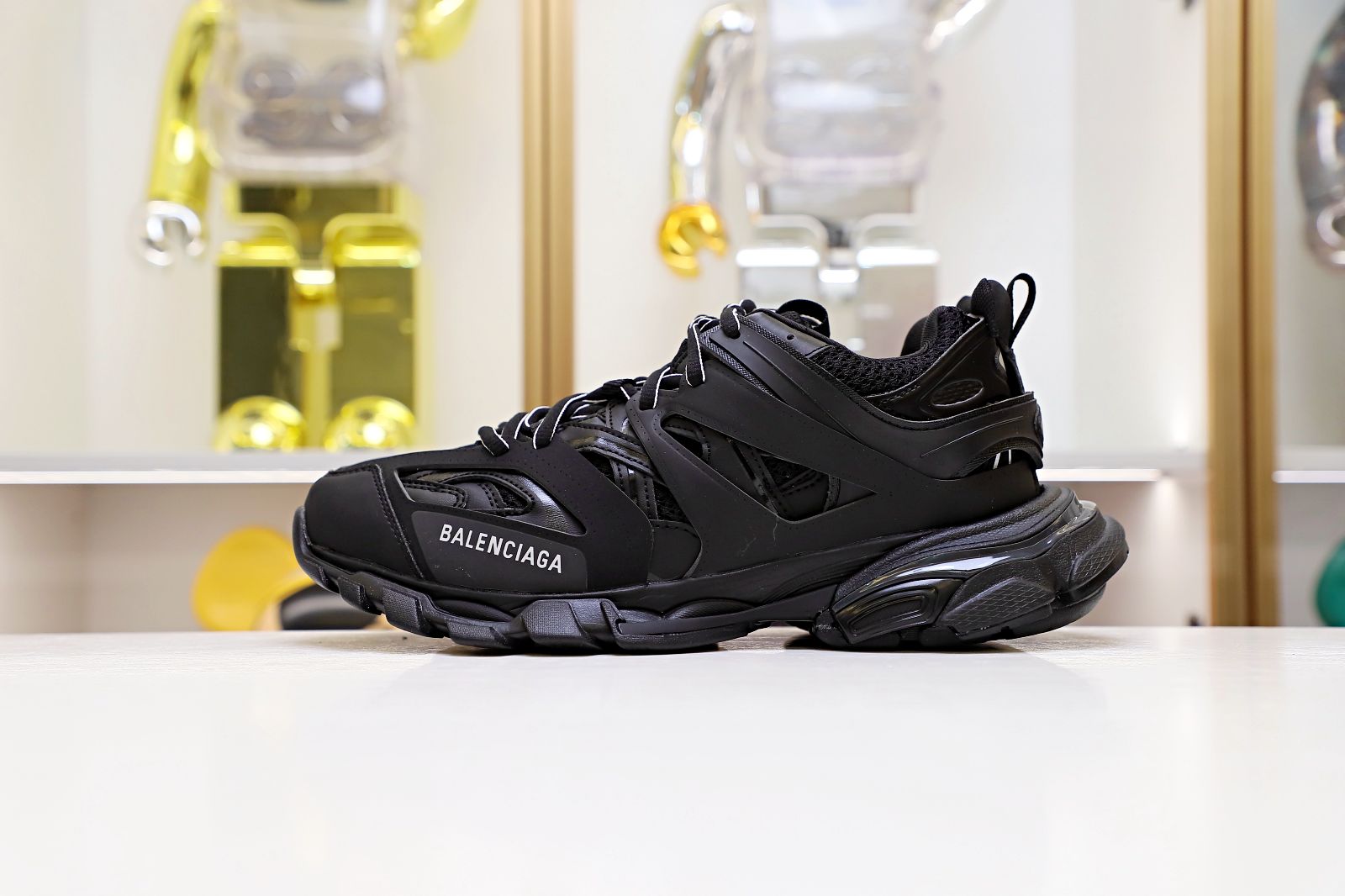 Balenciaga TRACK TRAINER  (Without LED)