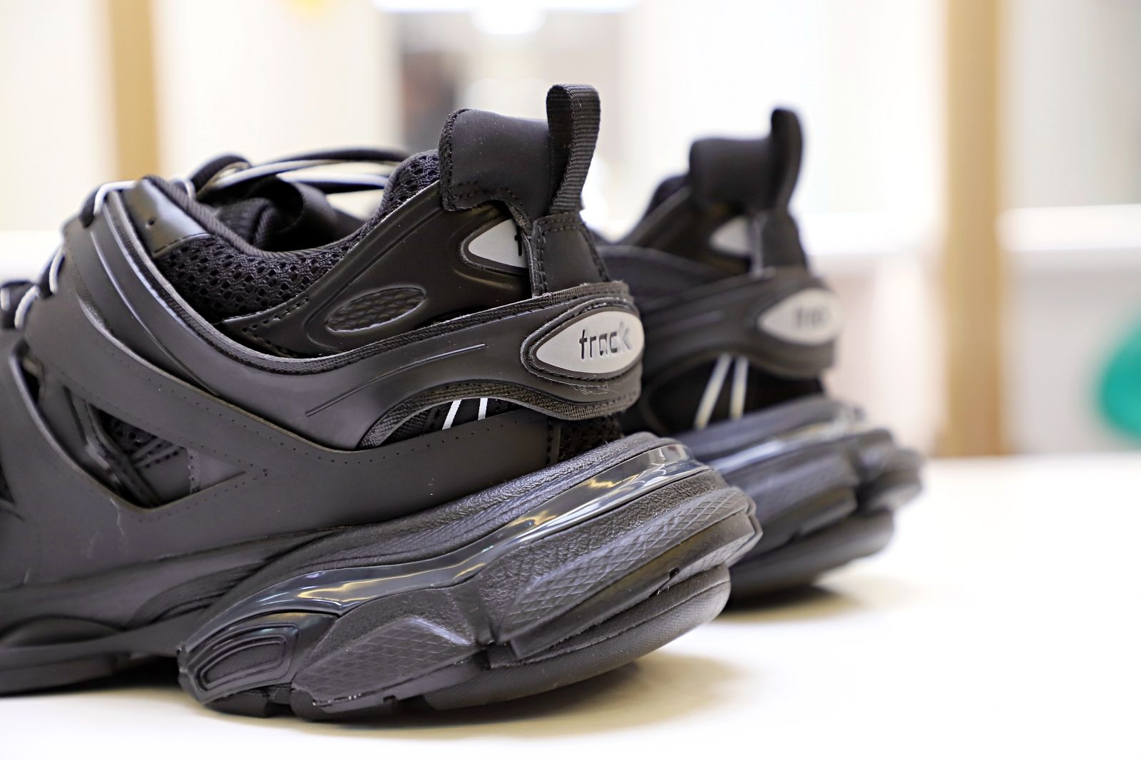 Balenciaga TRACK TRAINER  (Without LED)