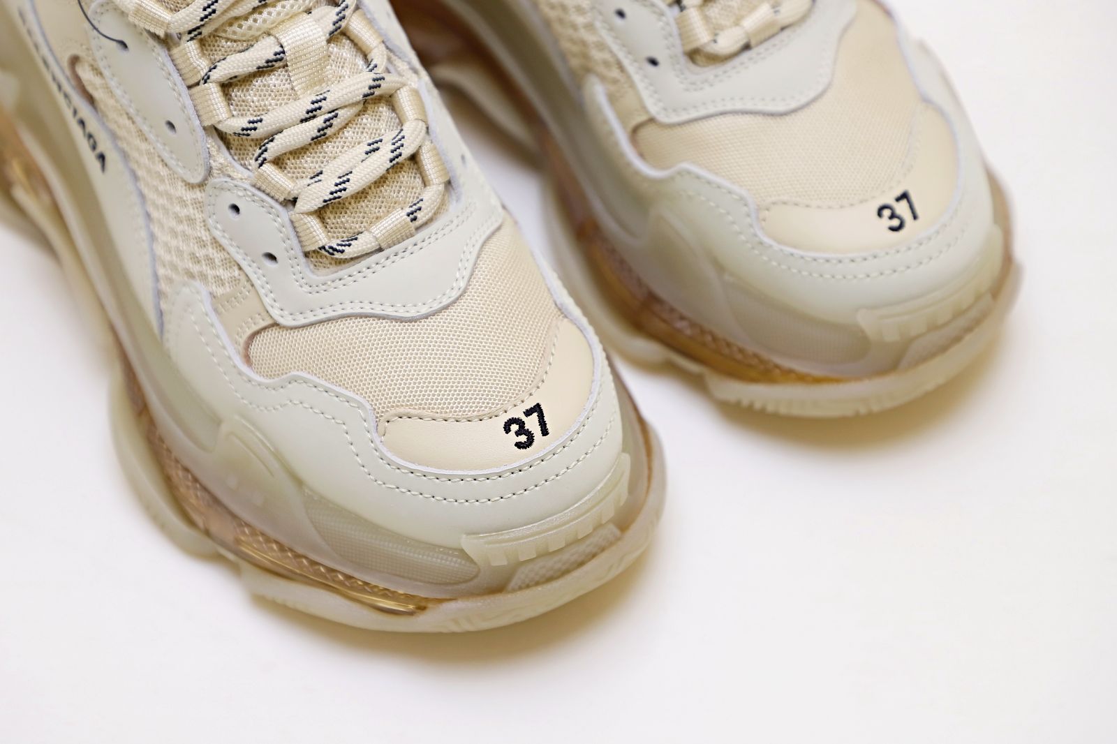Balenciaga TRIPLE S